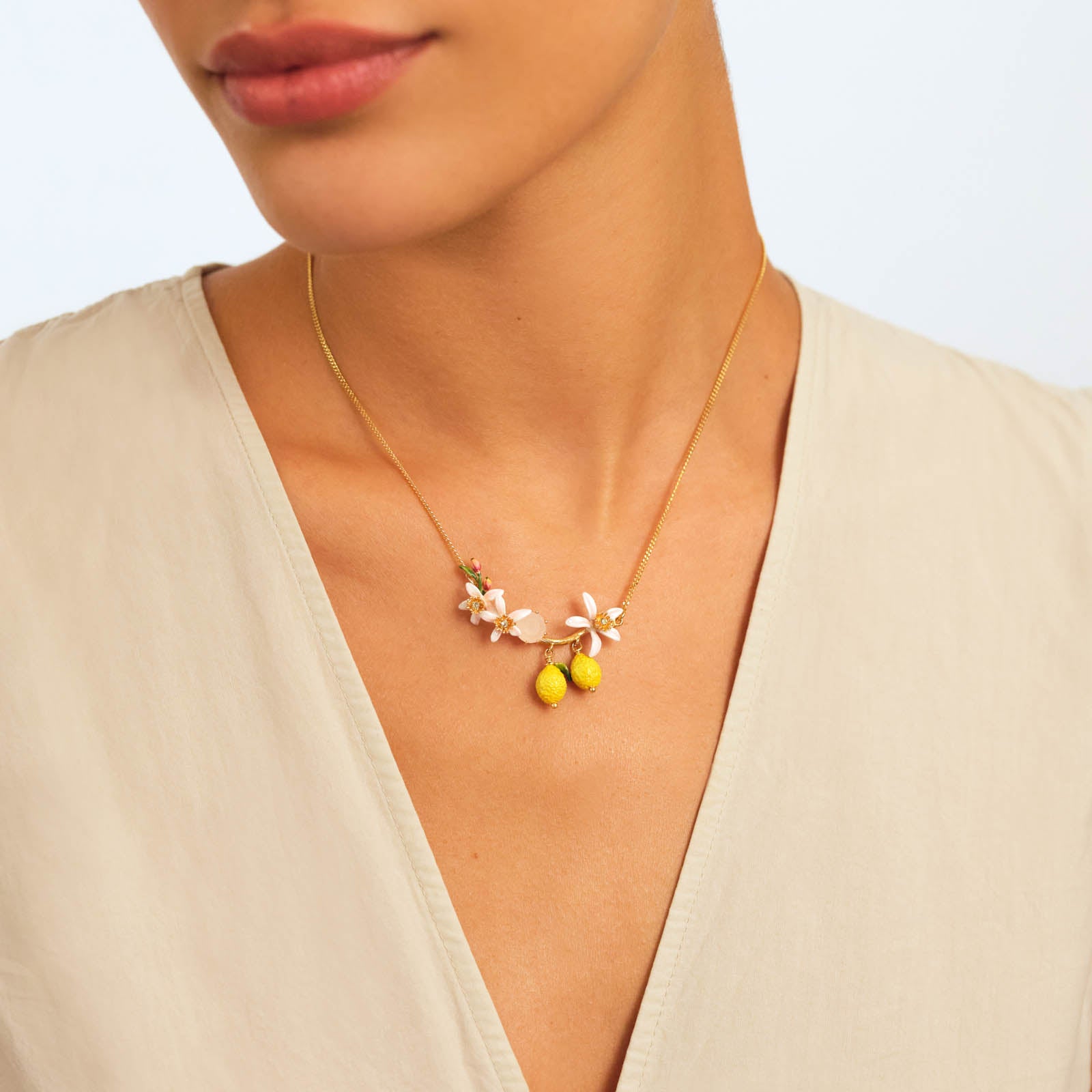 Collier plastron citrons, bourgeons et fleurs de citronnier