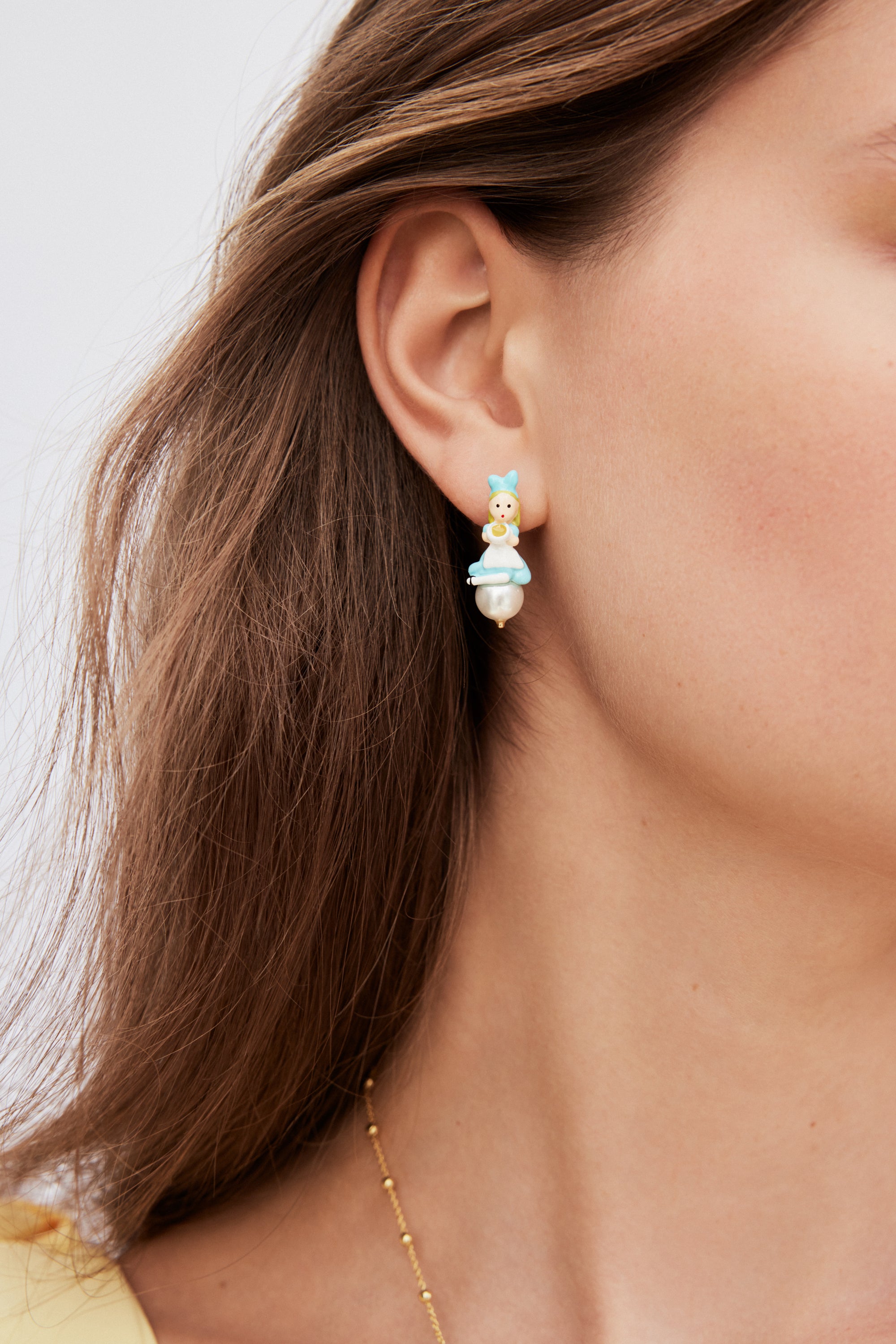 Pendientes Alicia, perla de fantasía