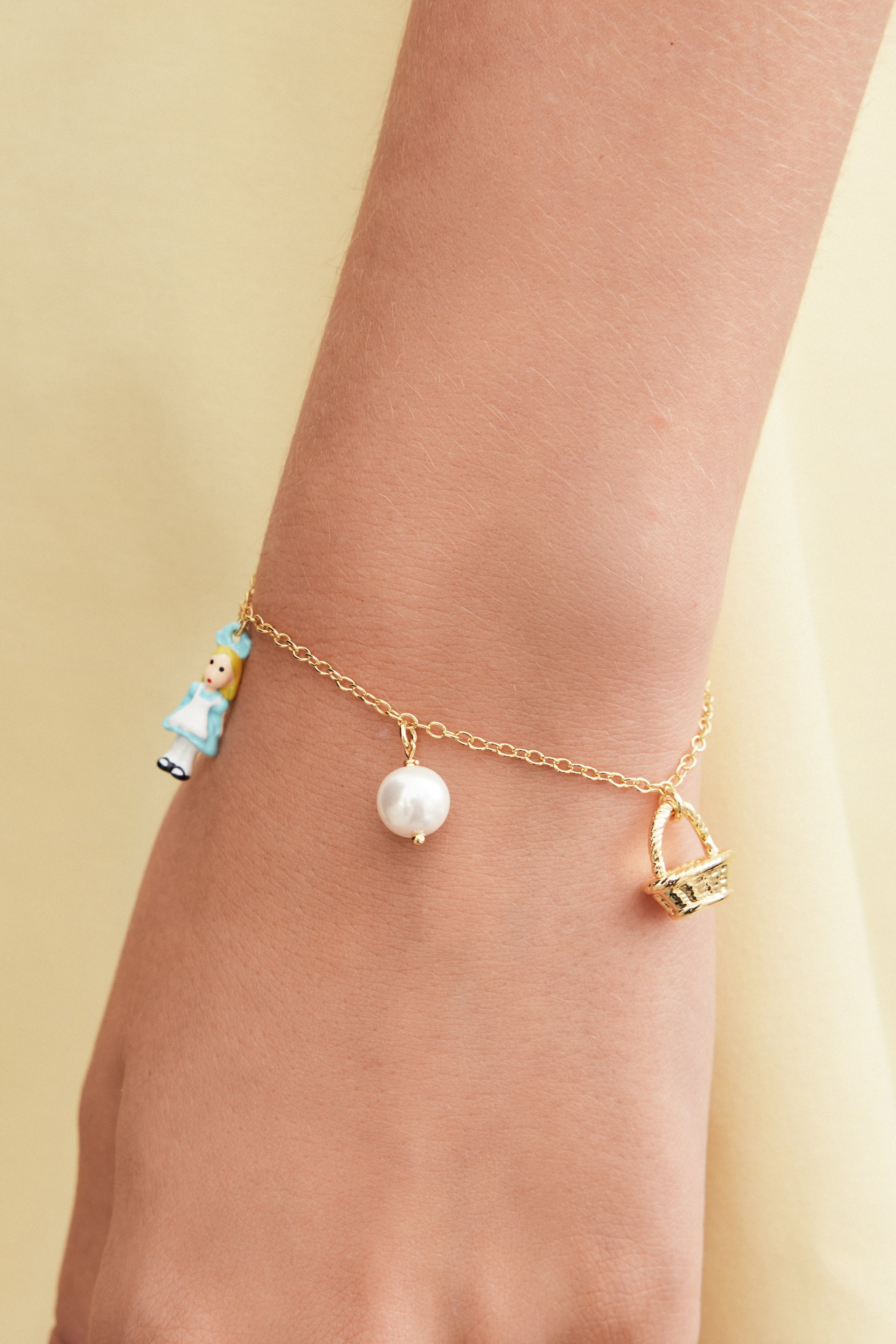 Pulsera fina charm's Alicia