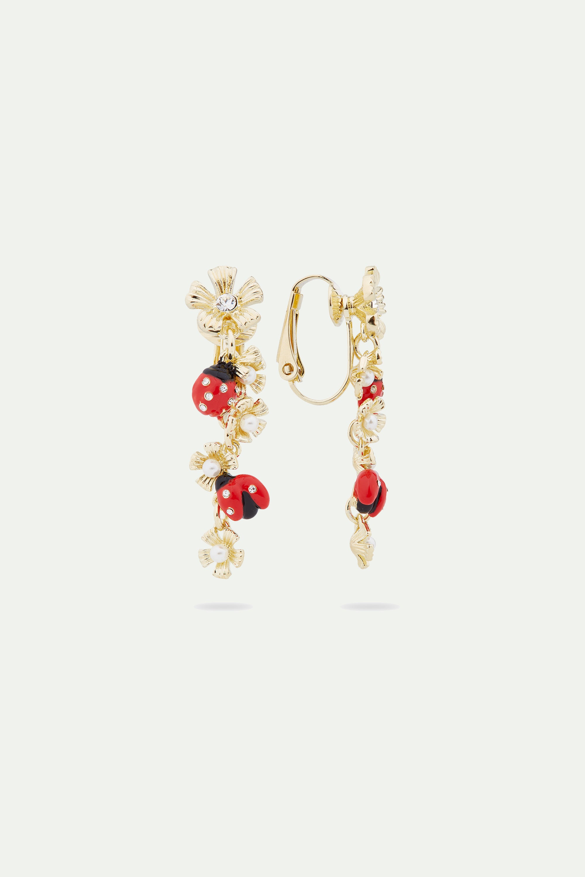 Boucles d'oreilles tiges pendantes duo de coccinelles et anémones des bois