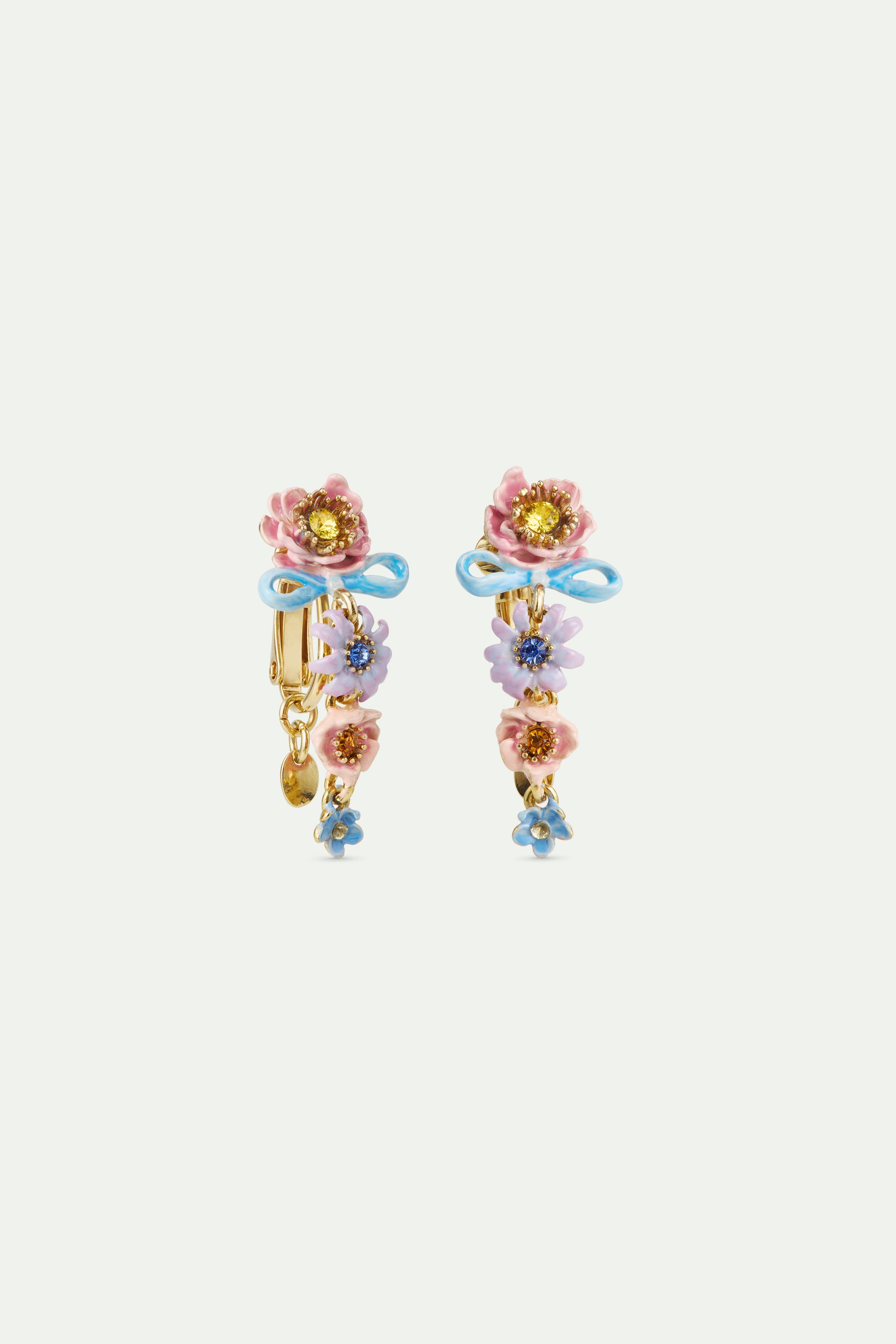 Boucles d'oreilles pendantes fleurs roses et bleues et ruban fin