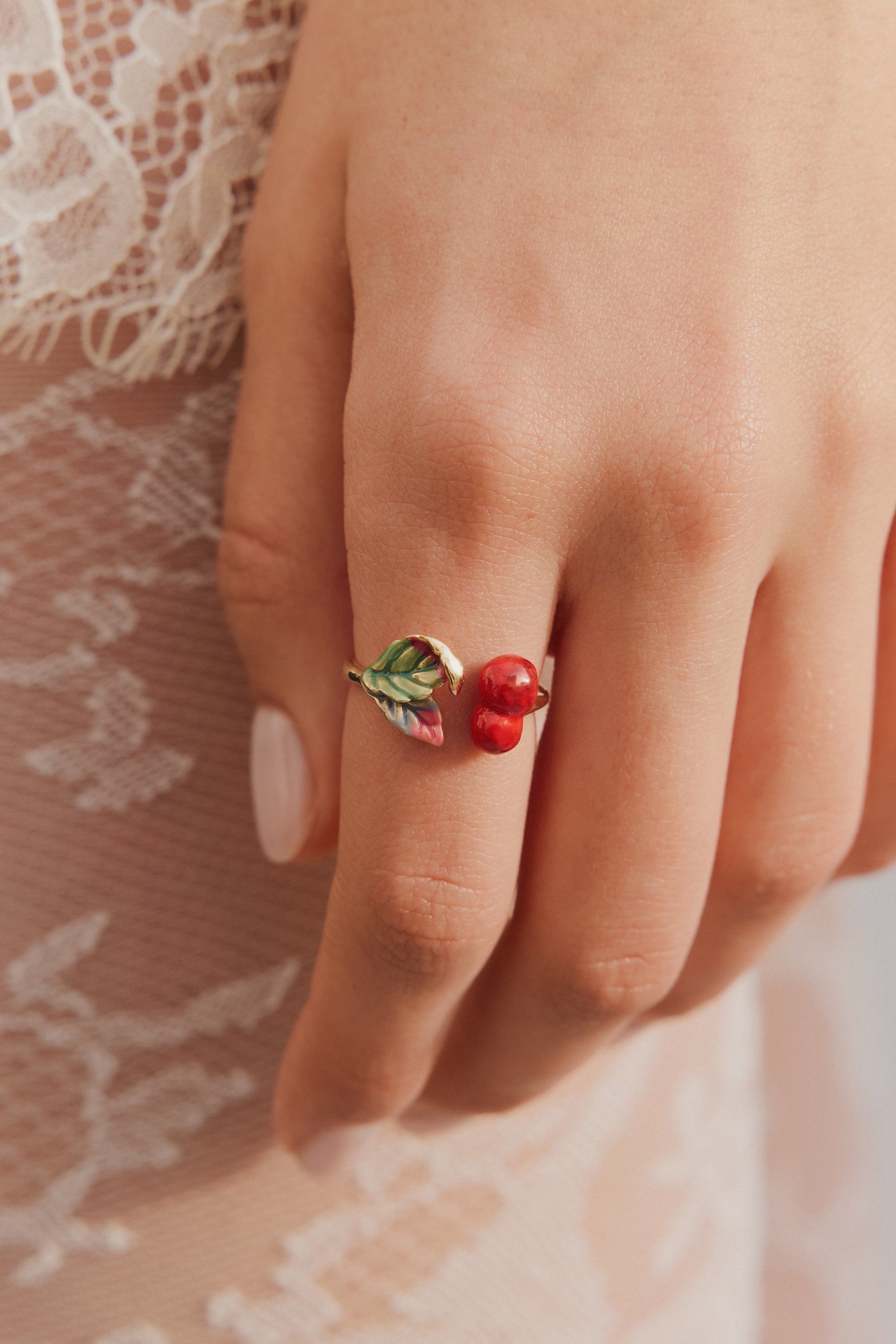 Bague ajustable cerises et feuilles