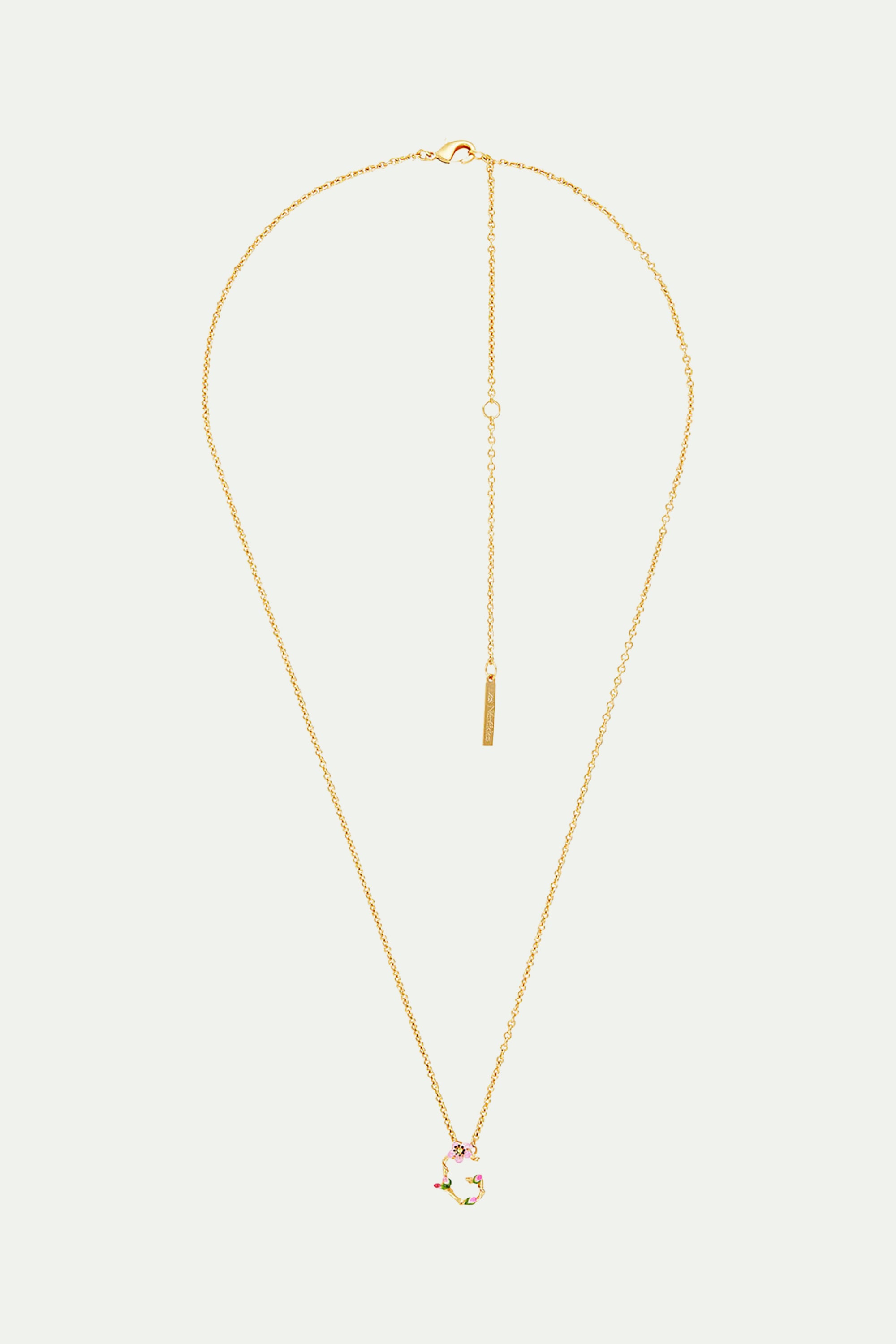 Letter G Extraordinary necklace