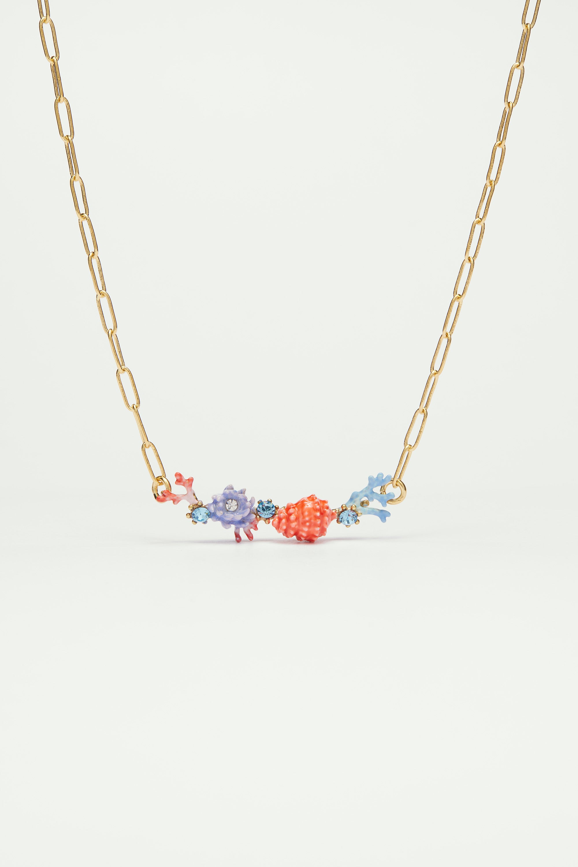 Collier plastron coquillage, coraux et pierre en verre taillé