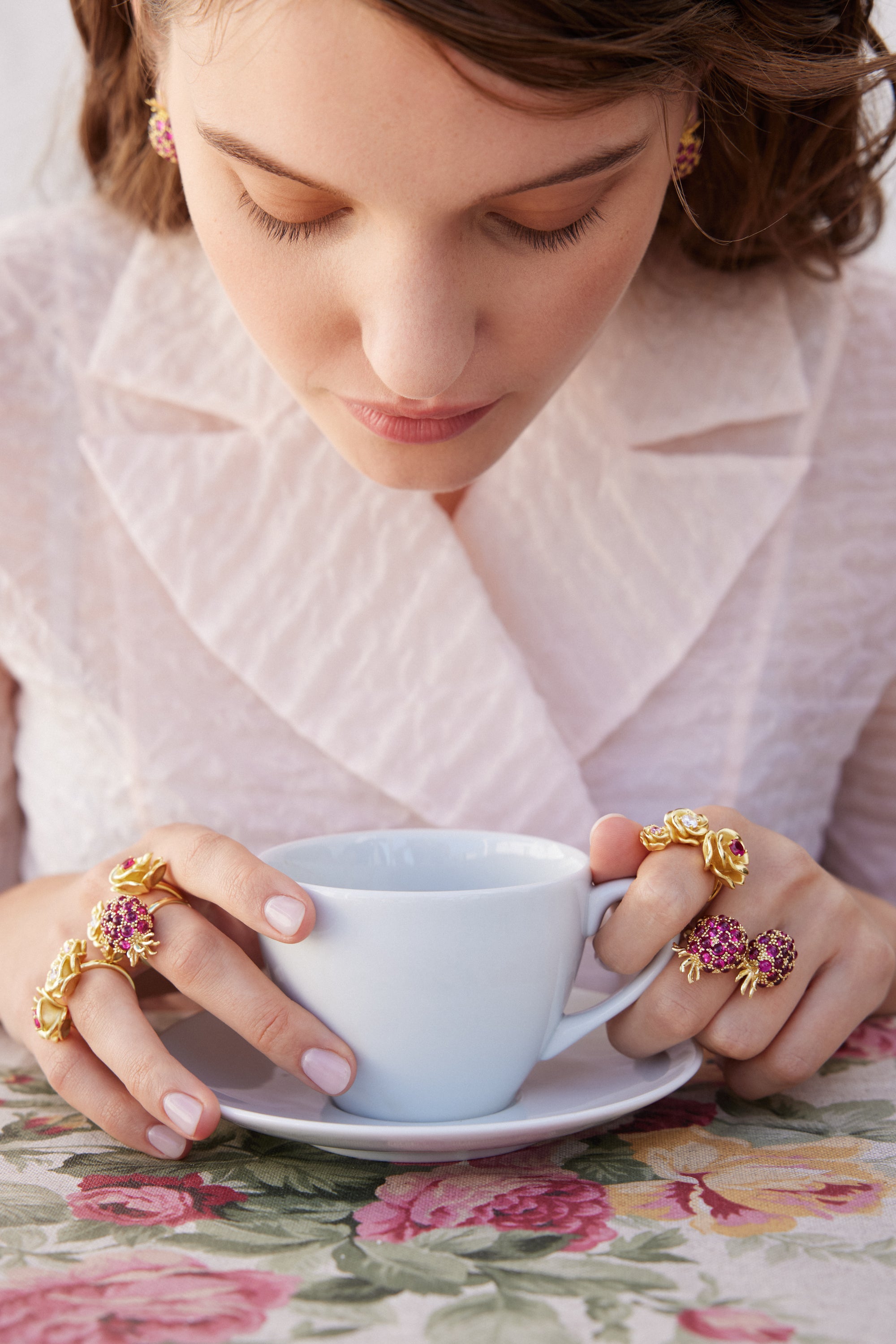 Bague ajustable roses dorées Mona Lisa et pierres rondes