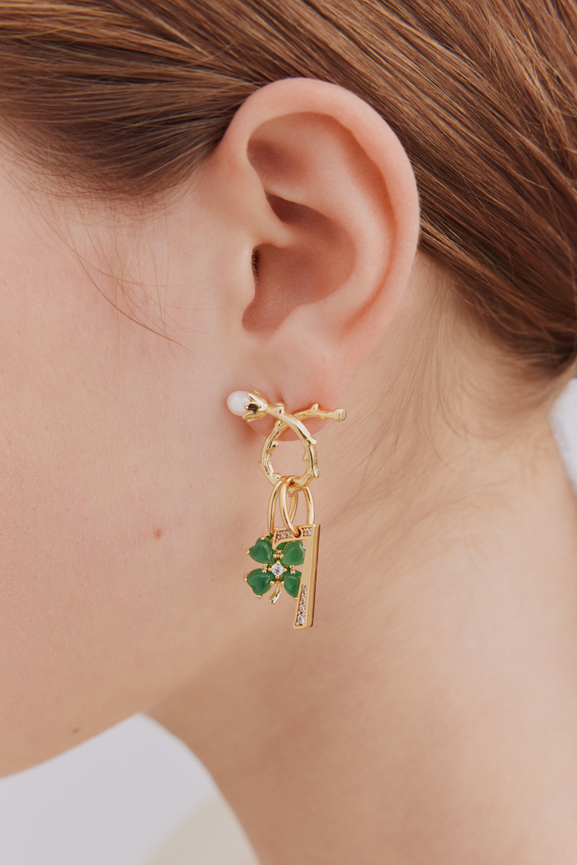 Four leaf clover pendant, Luck and Optimism