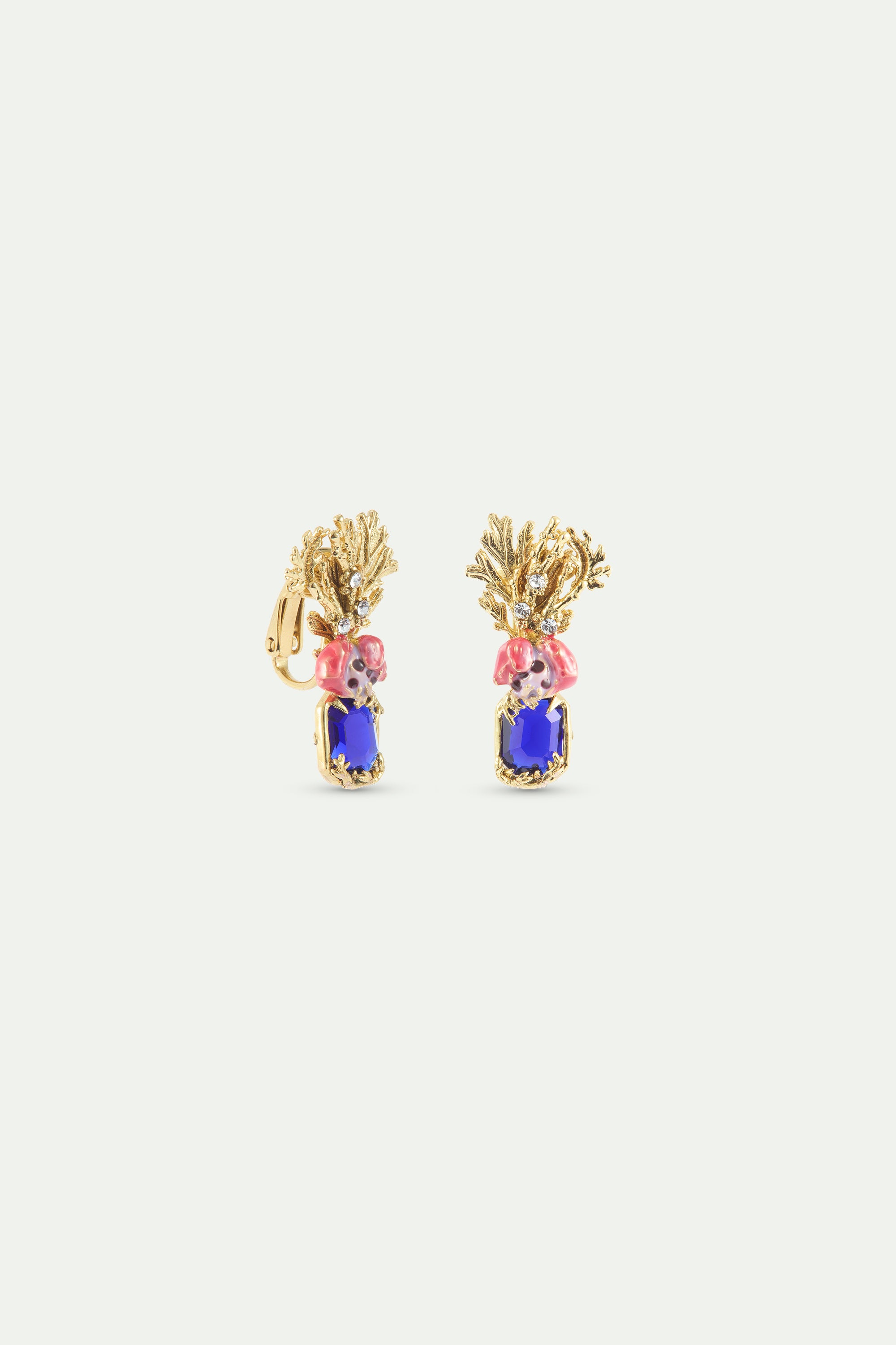Boucles d'oreilles coraux pierre facettée bleue, fleur rose et coraux dorés