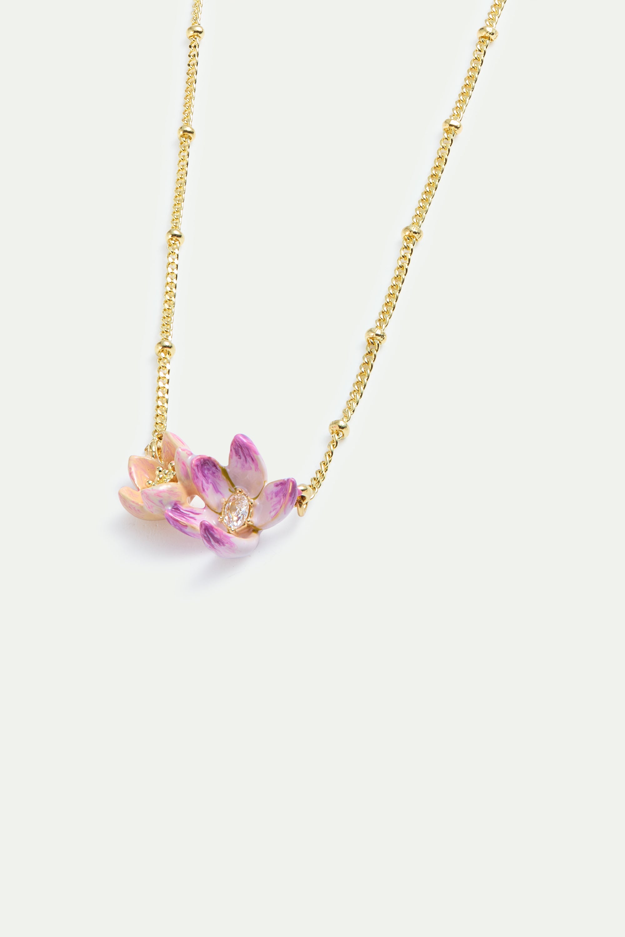 Bracelet fleur d'hellébores roses et violettes et oxyde de zirconium
