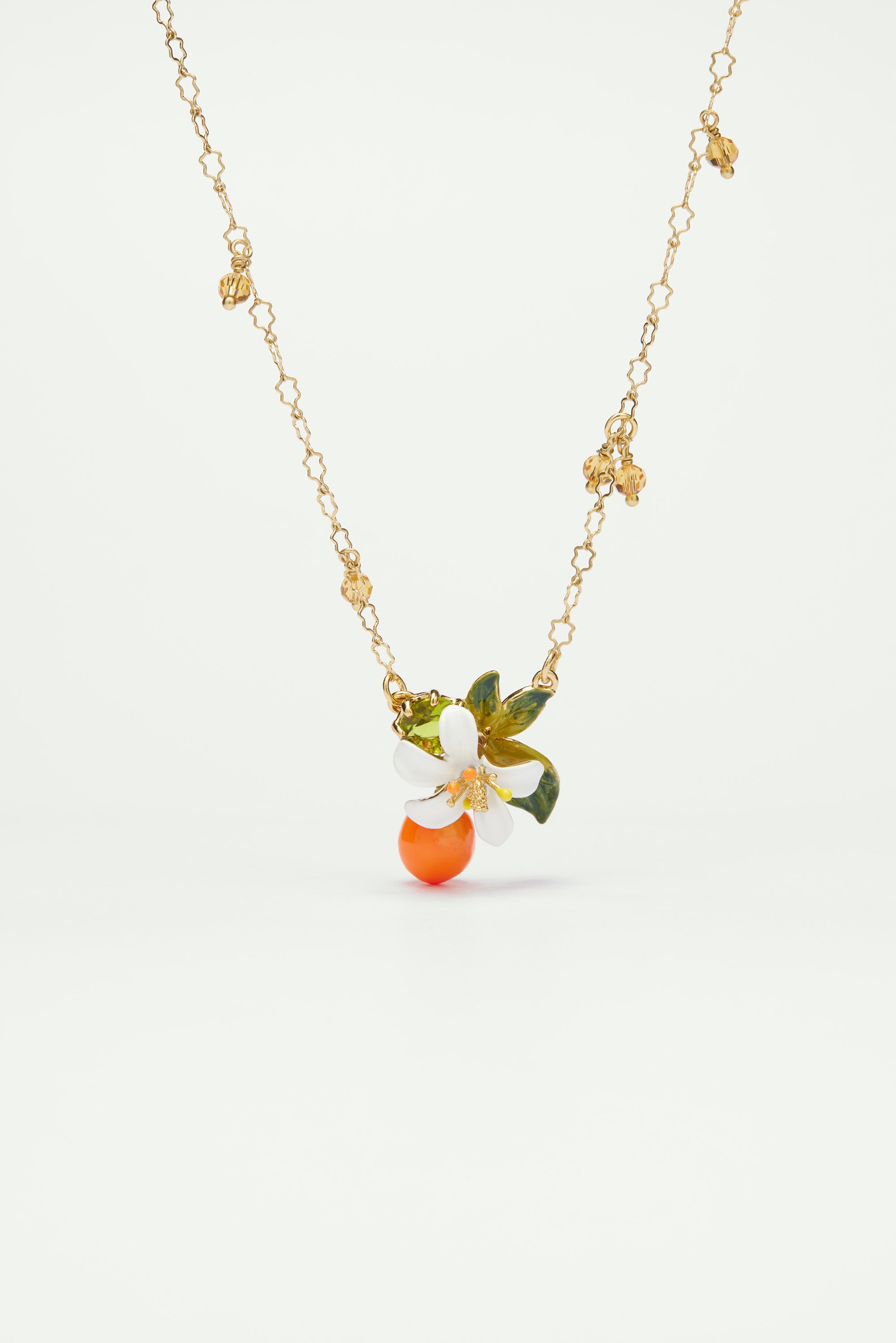 Collier pendentif orange, fleur d'oranger et petites perles