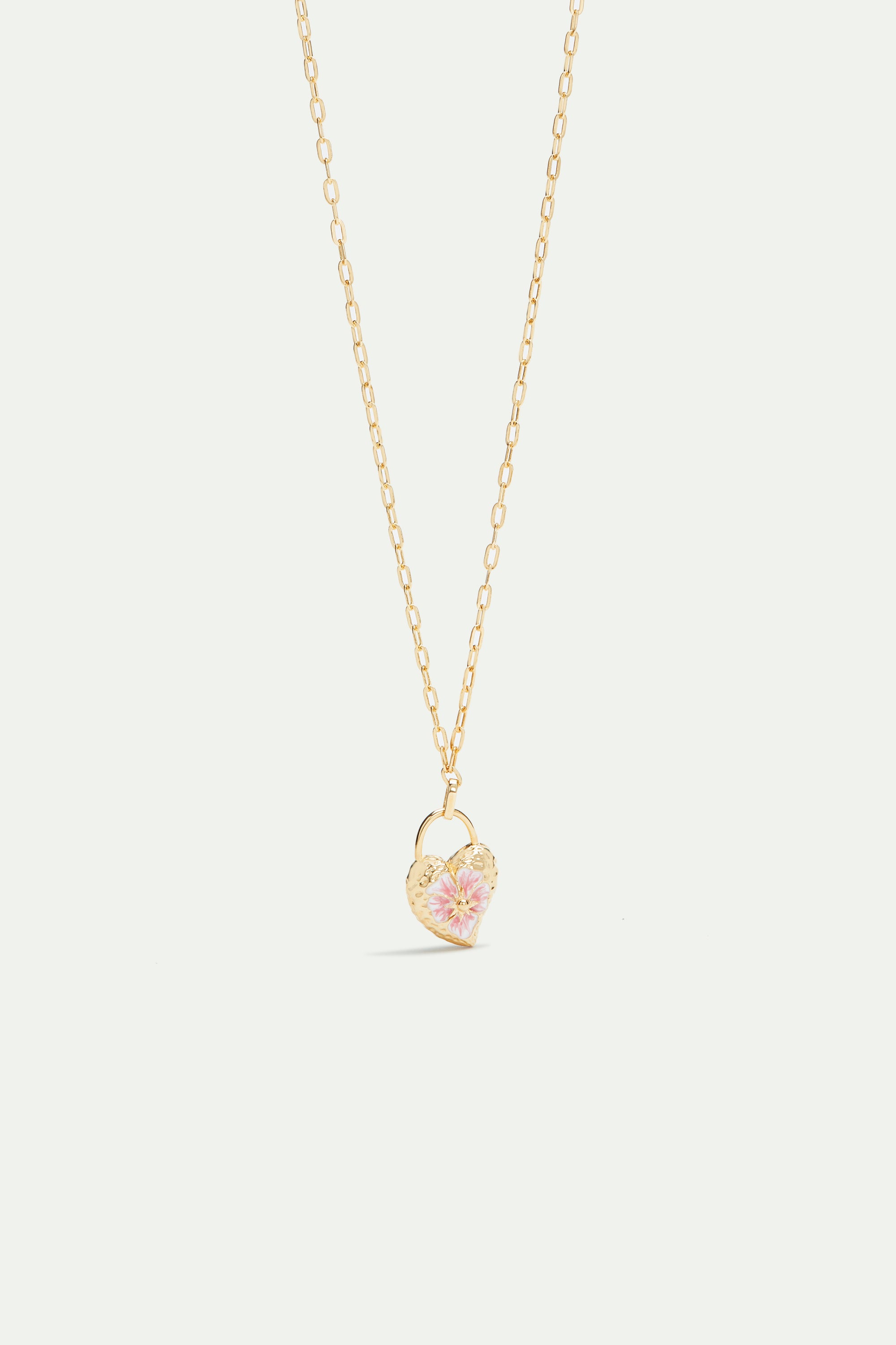 Collier pendentif médaillon cœur et fleur de pensée