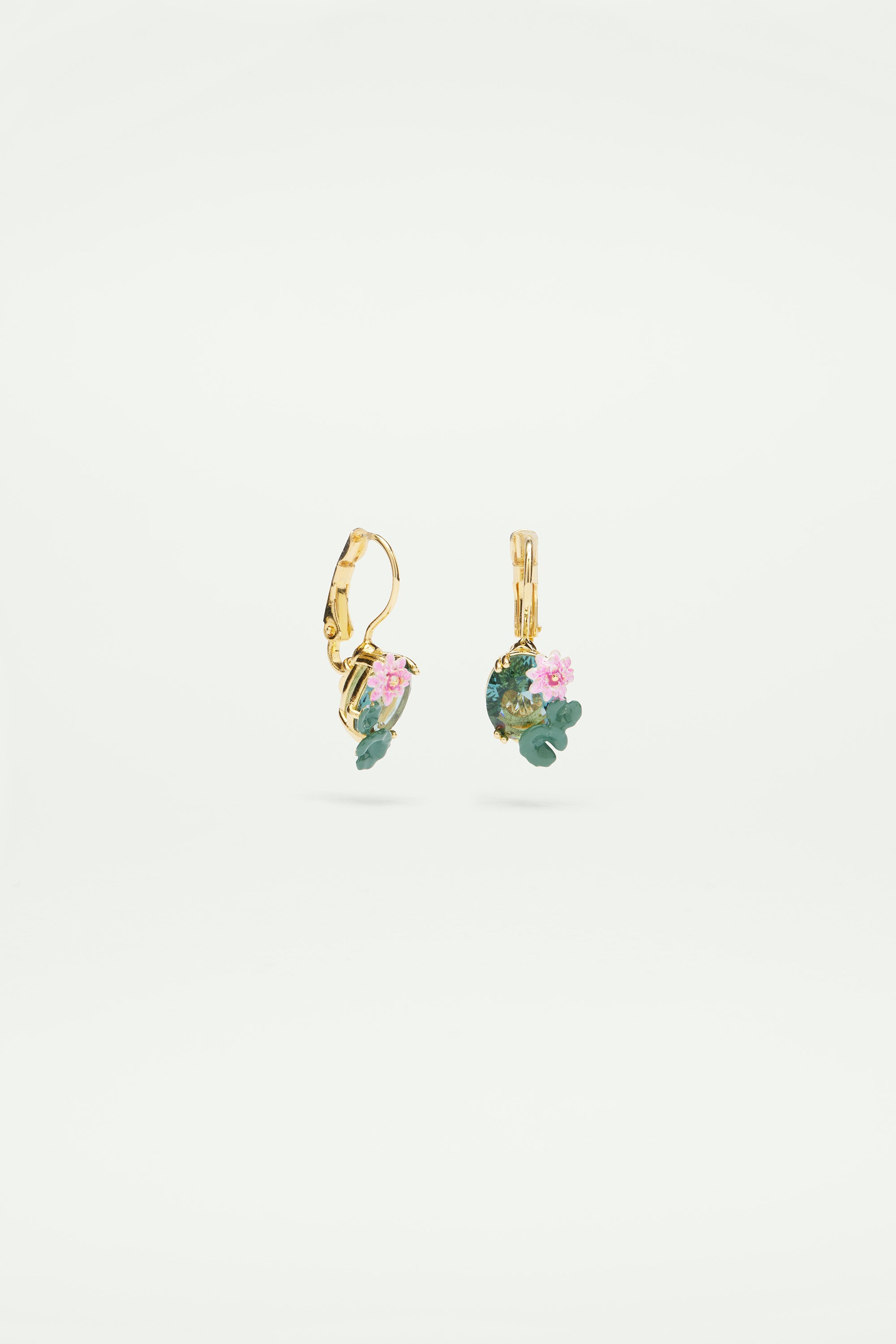 Boucles d'oreilles dormeuses fleur de lotus et pierre bleue