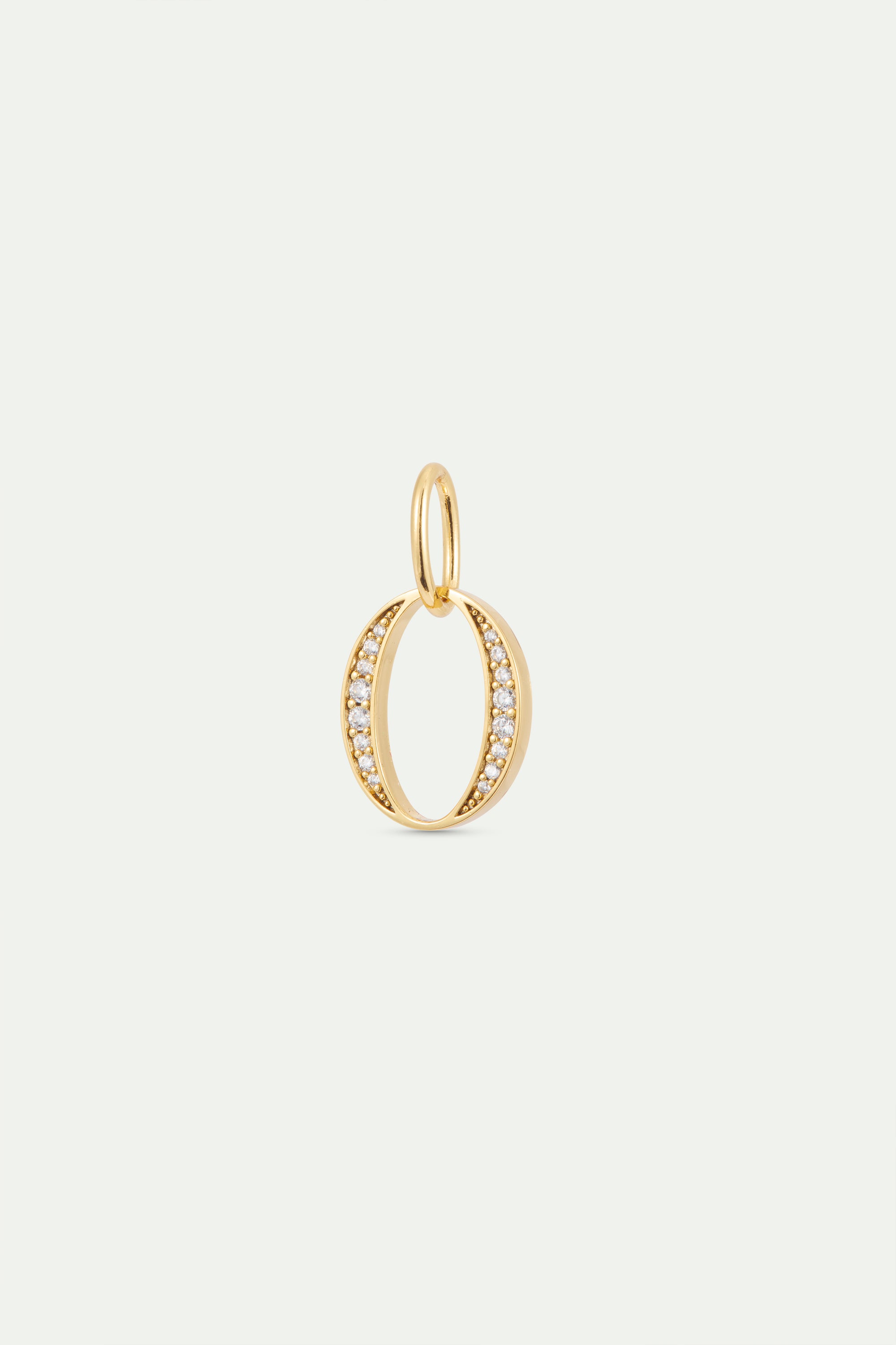 Pendentif lettre O dorée et cristaux