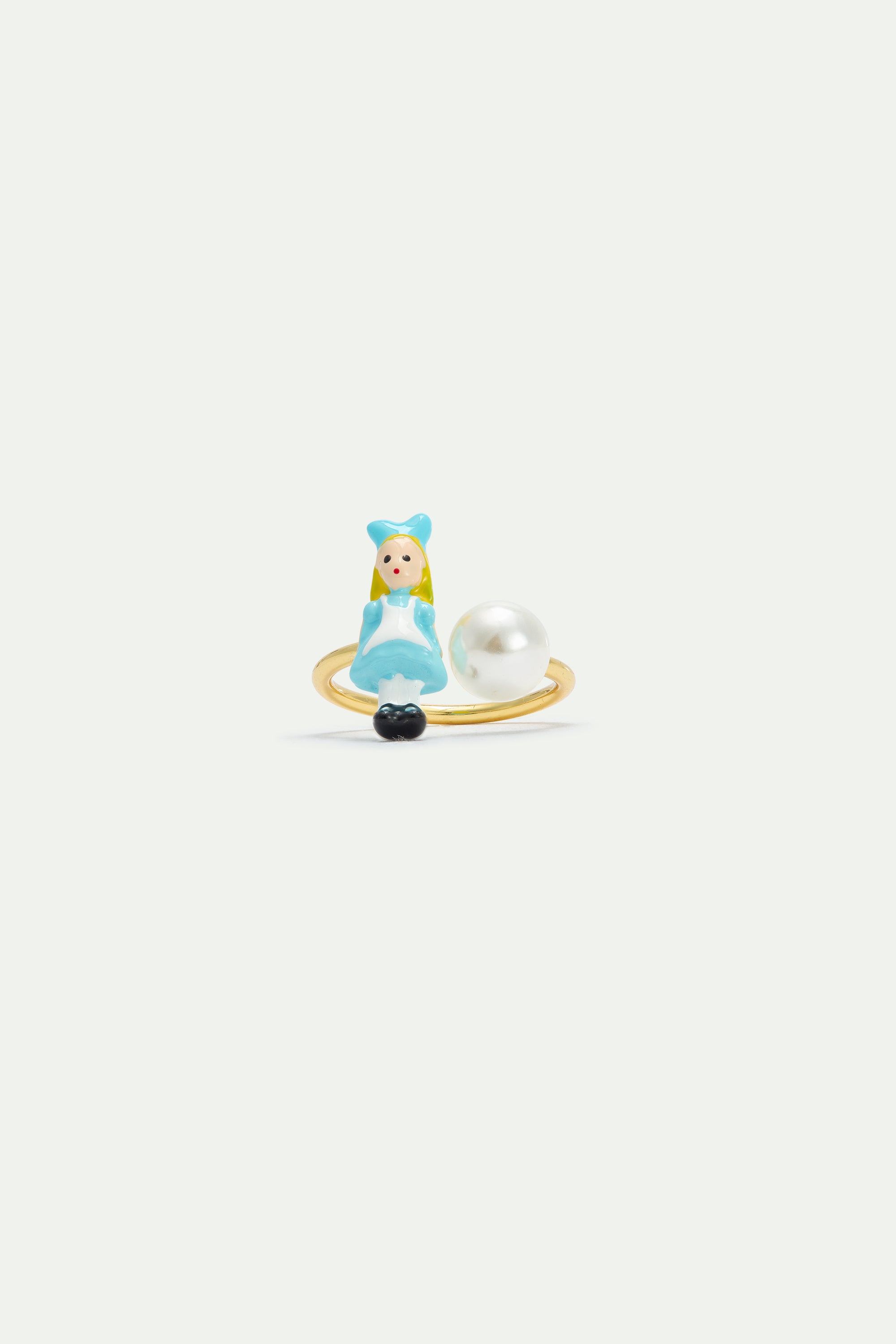Alice in Wonderland adjustable ring and imitation pearl