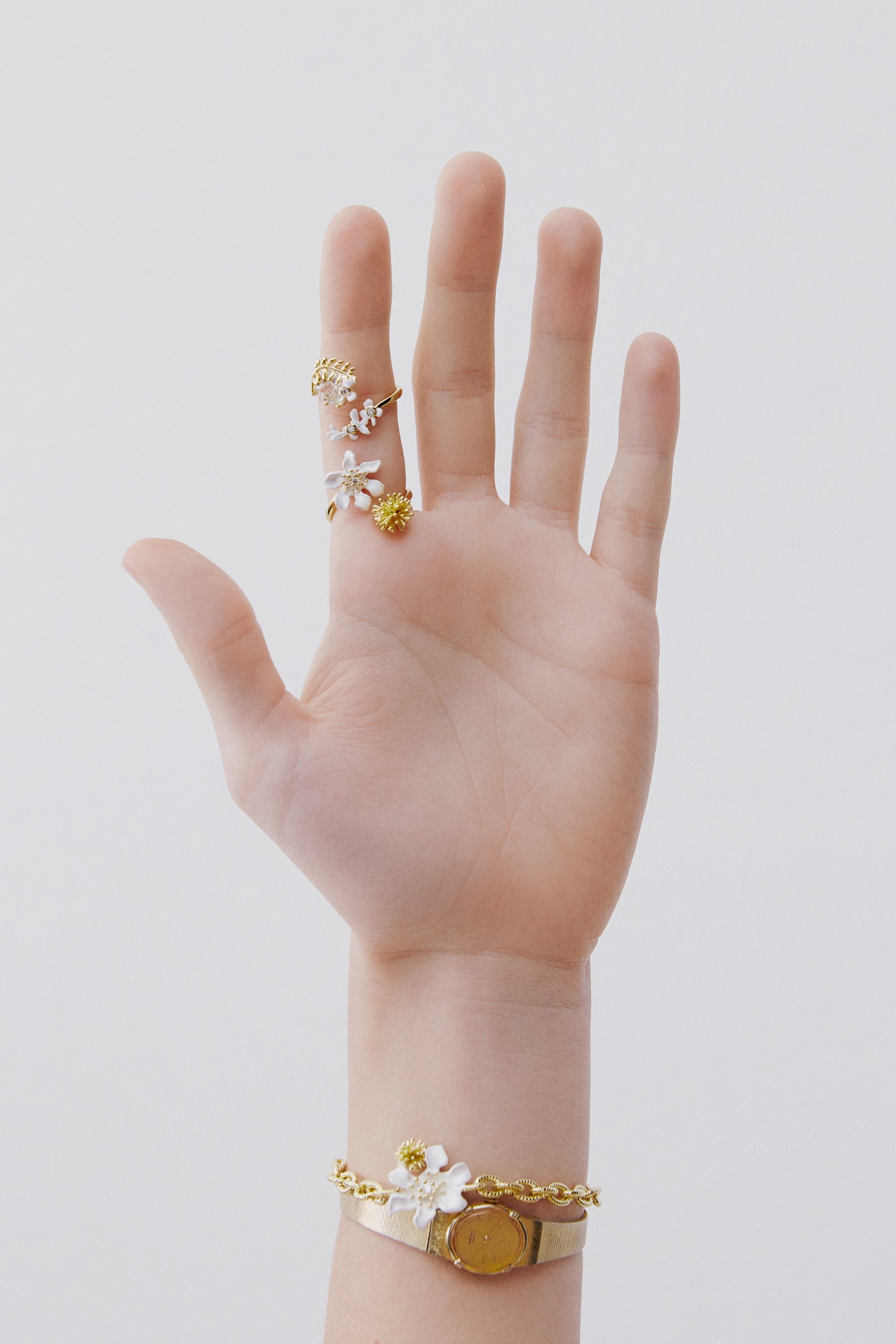 Bague ajustable glycine blanche, laurier et pierre facettée