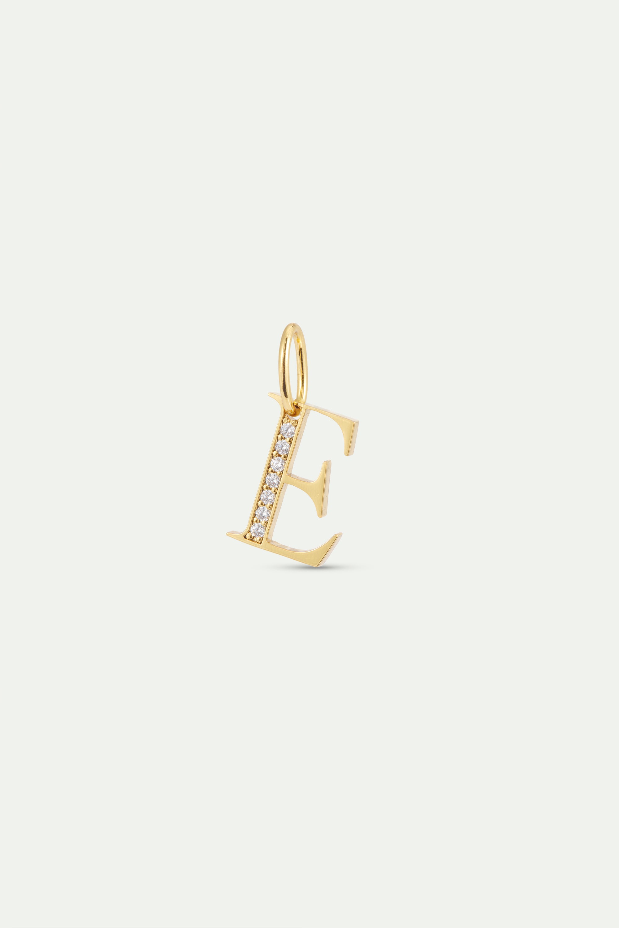 Pendentif lettre C dorée et cristaux