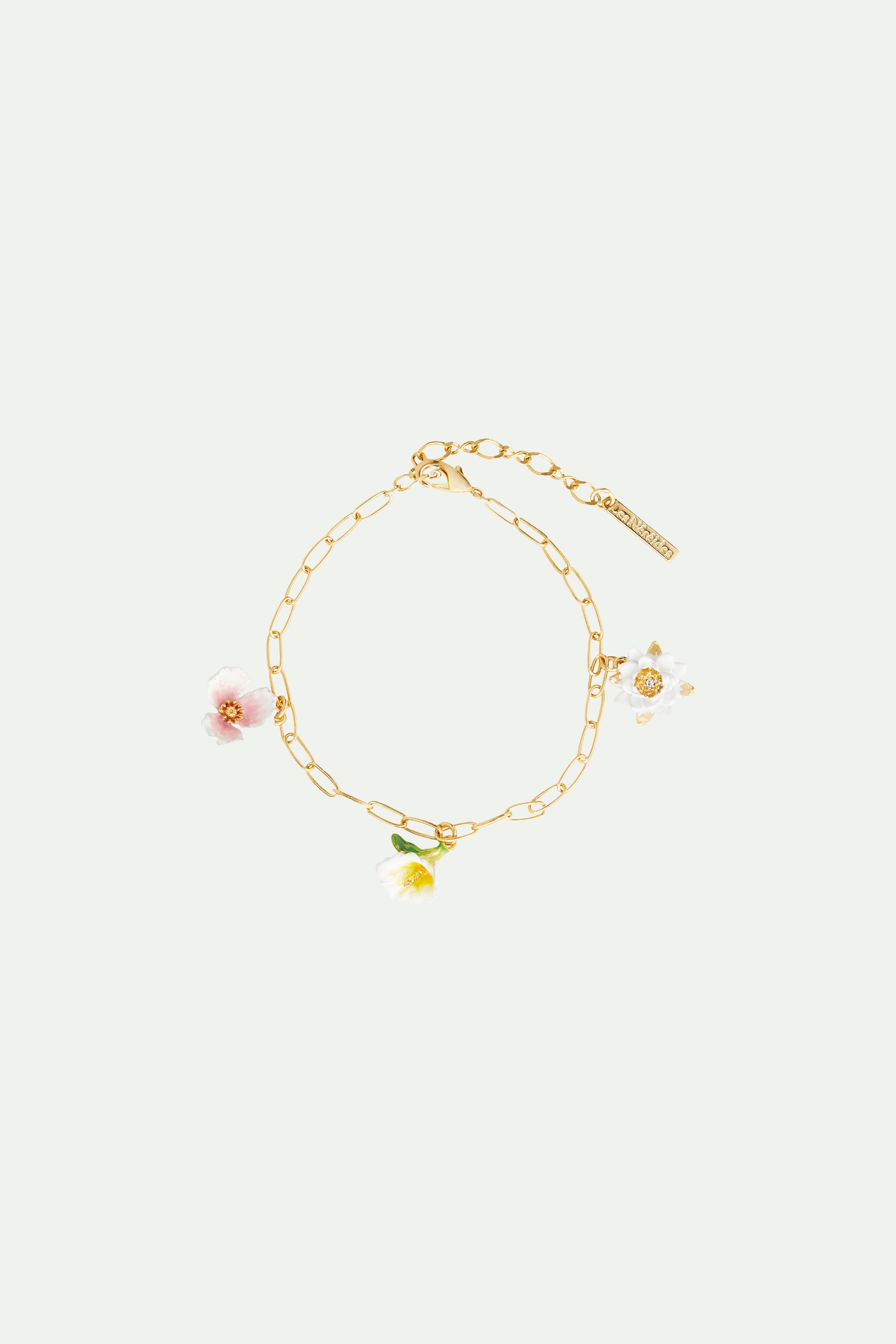 Bracelet maillons dorés et pendentifs fleurs