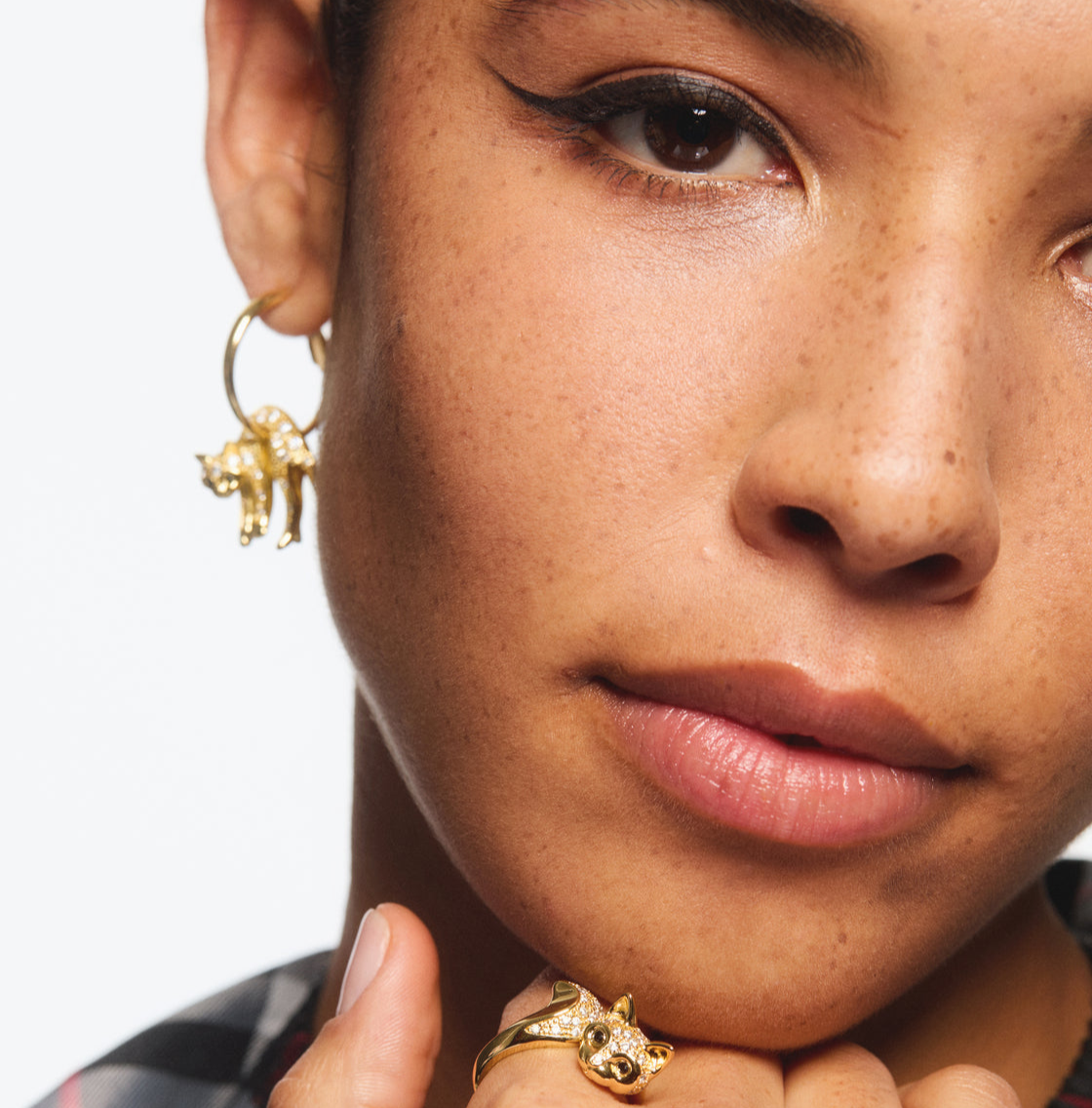 Bague ajustable dorée chat et cristaux