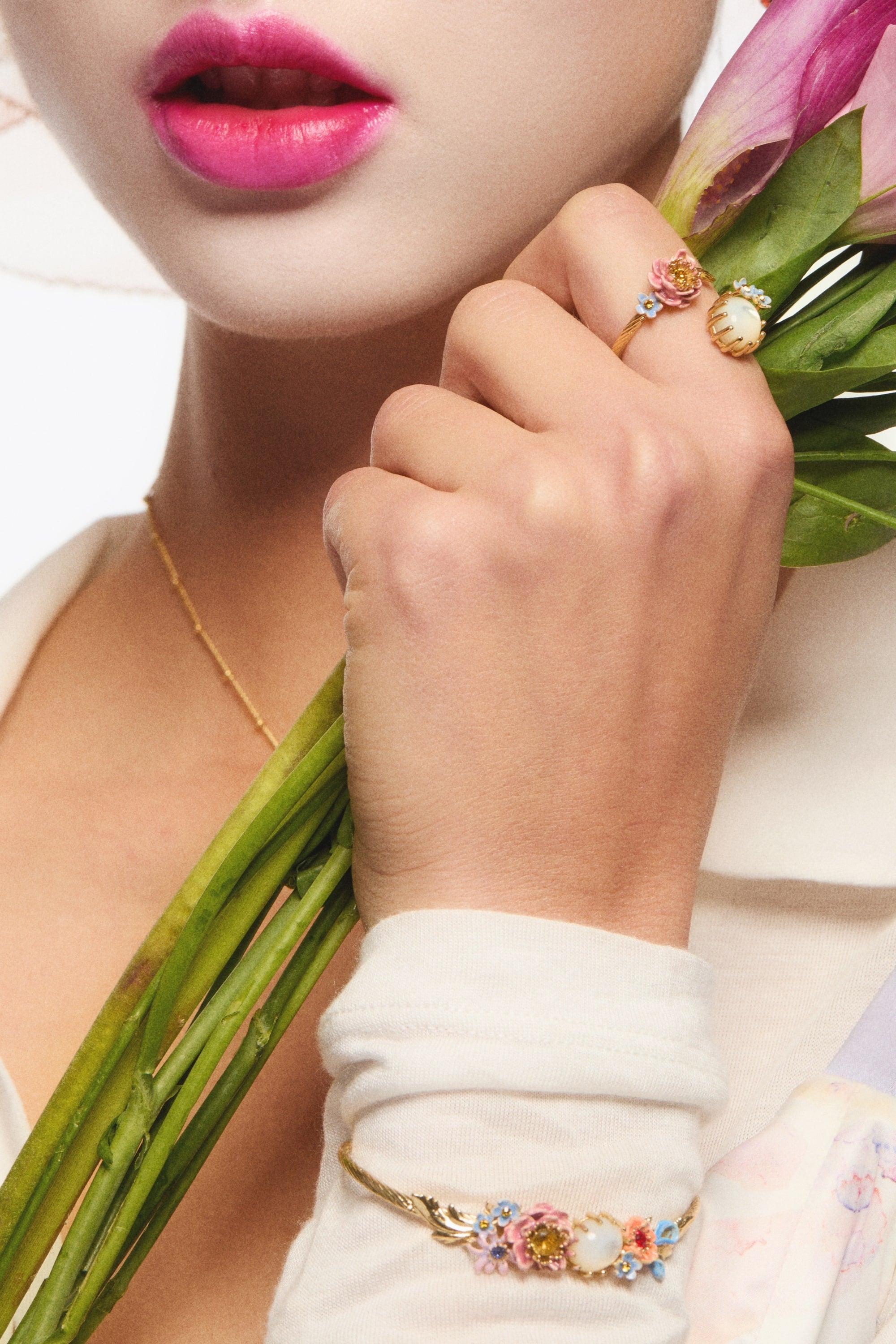 Adjustable ring with pink and blue flowers and round mother of pearl stone