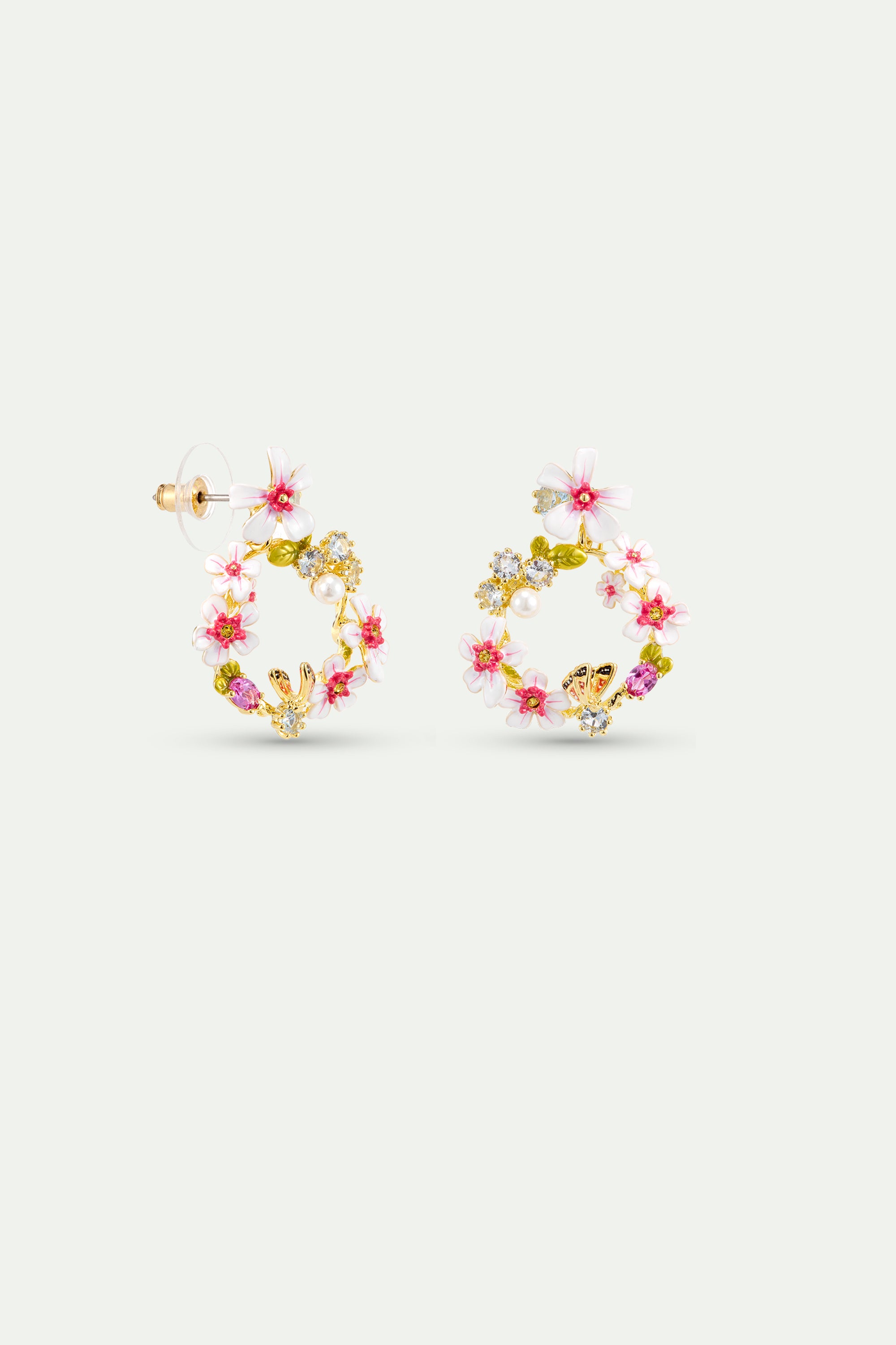 Boucles d'oreilles créoles aubépines, cristaux et papillon