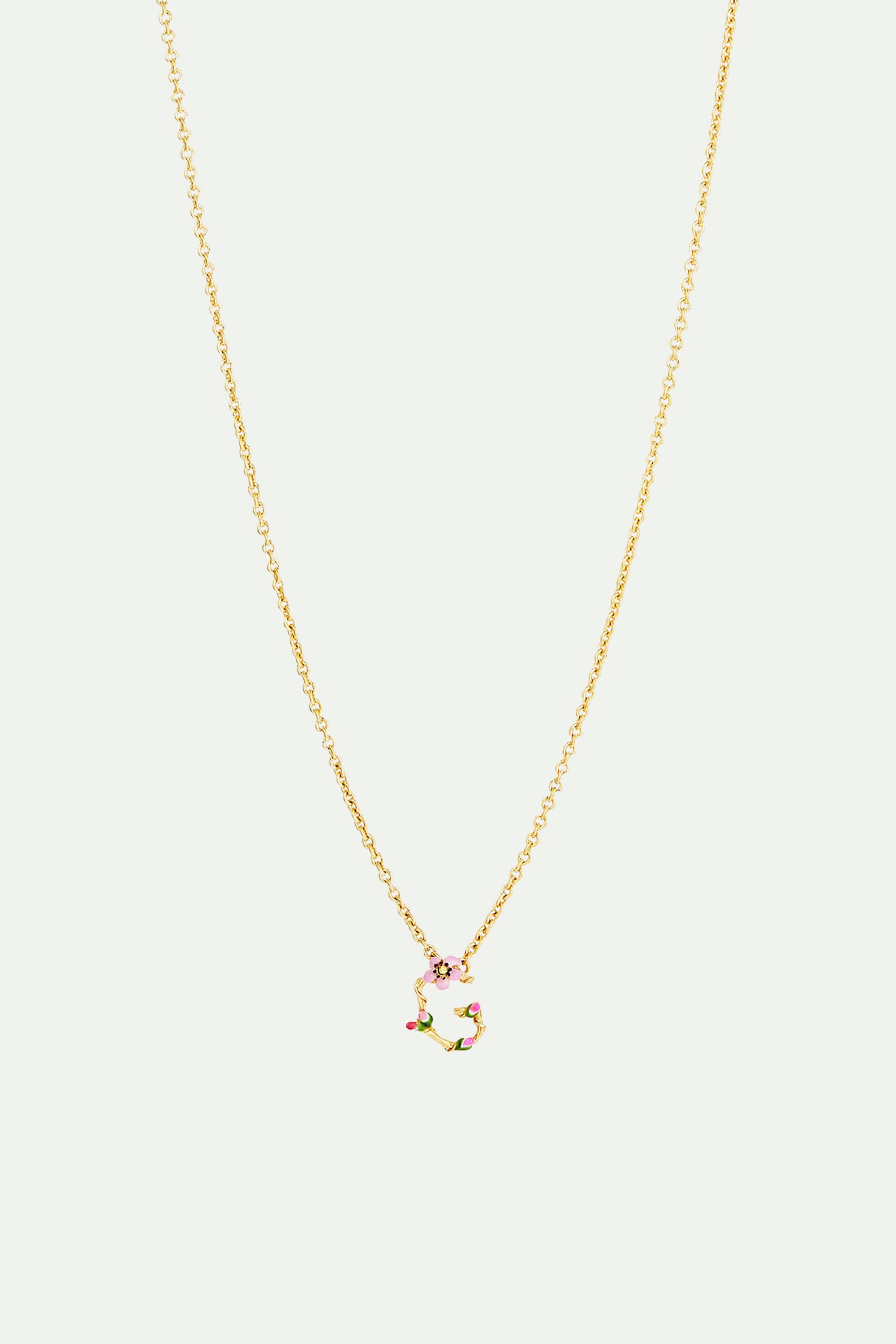 Letter G Extraordinary necklace