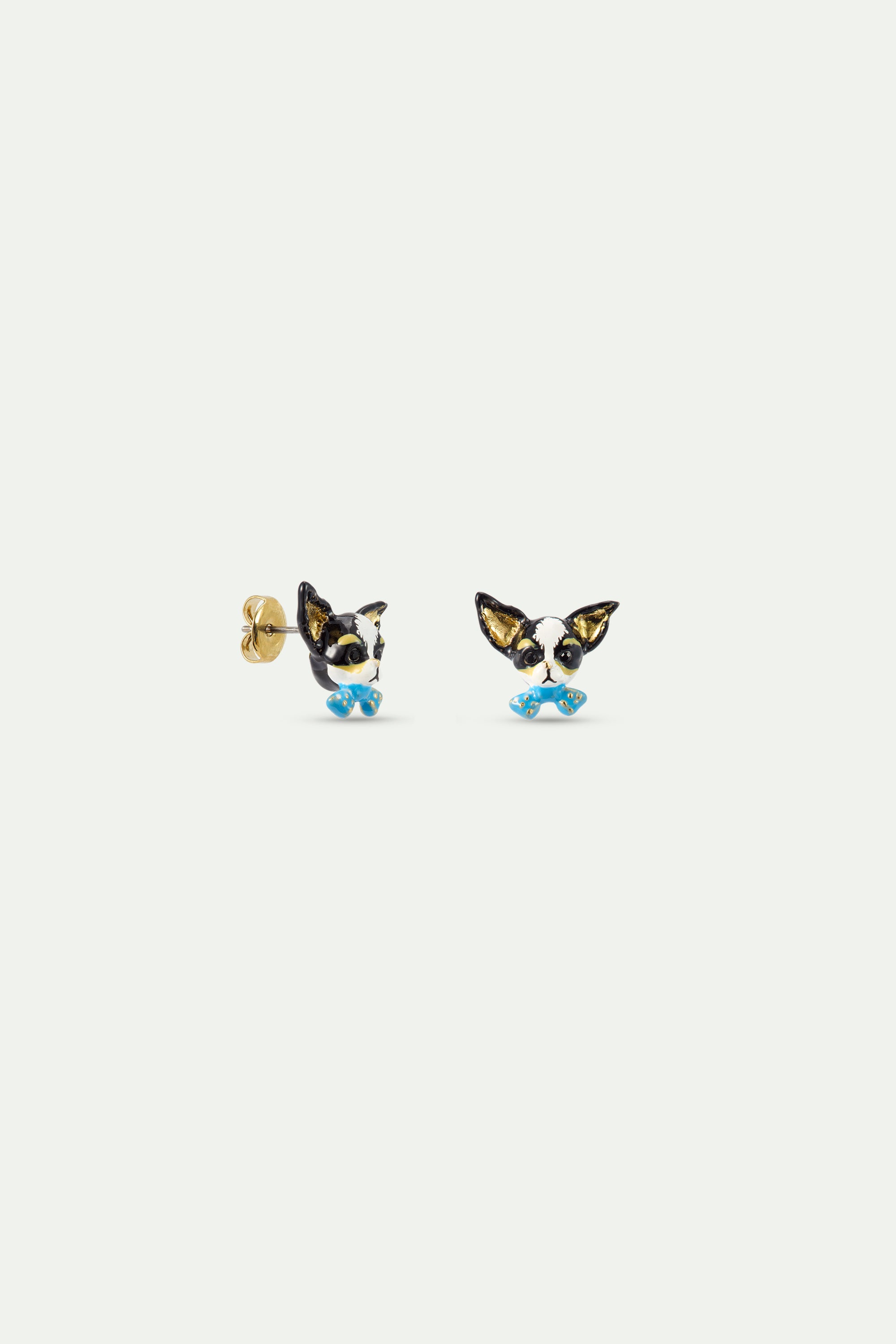 Boucles d'oreilles tiges Chihuahua et noeud papillon bleu