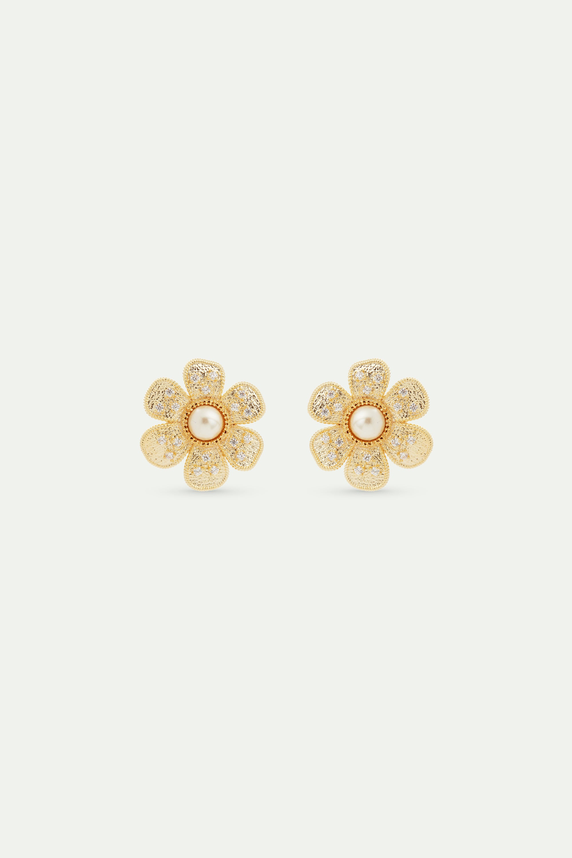 Boucles d'oreilles tiges fleur en laiton doré