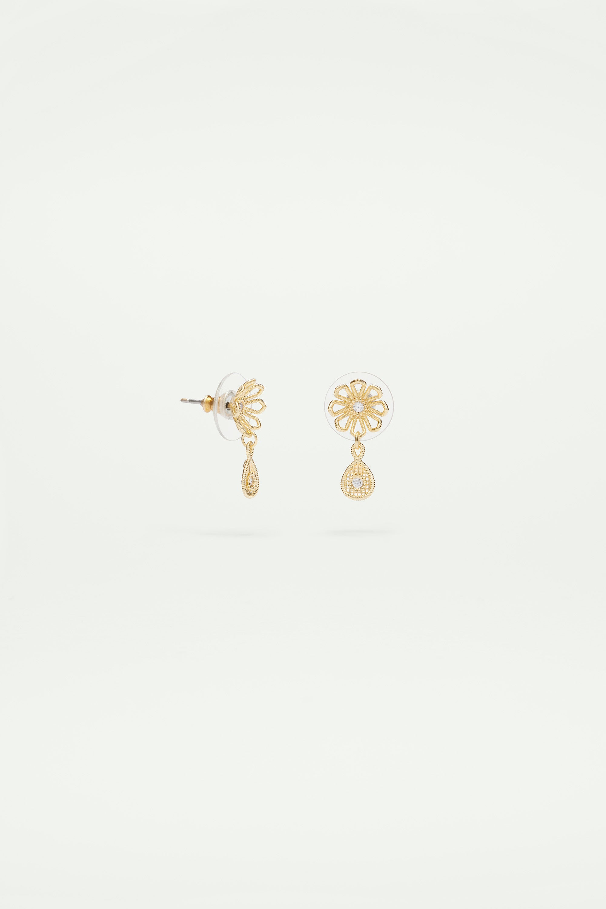 Boucles d'oreilles fleur fil d'or