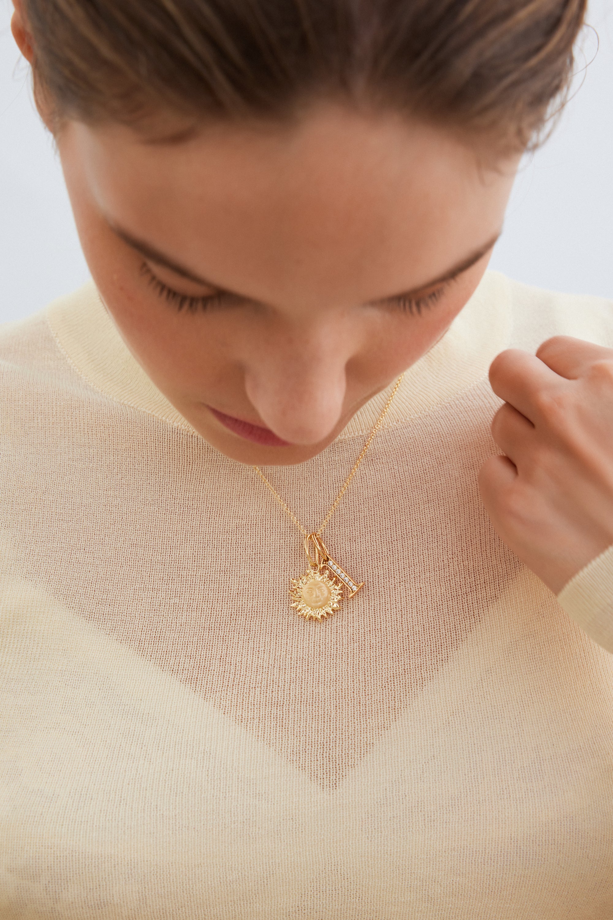 Pendentif Soleil dorée, Vitalité et Bonheur