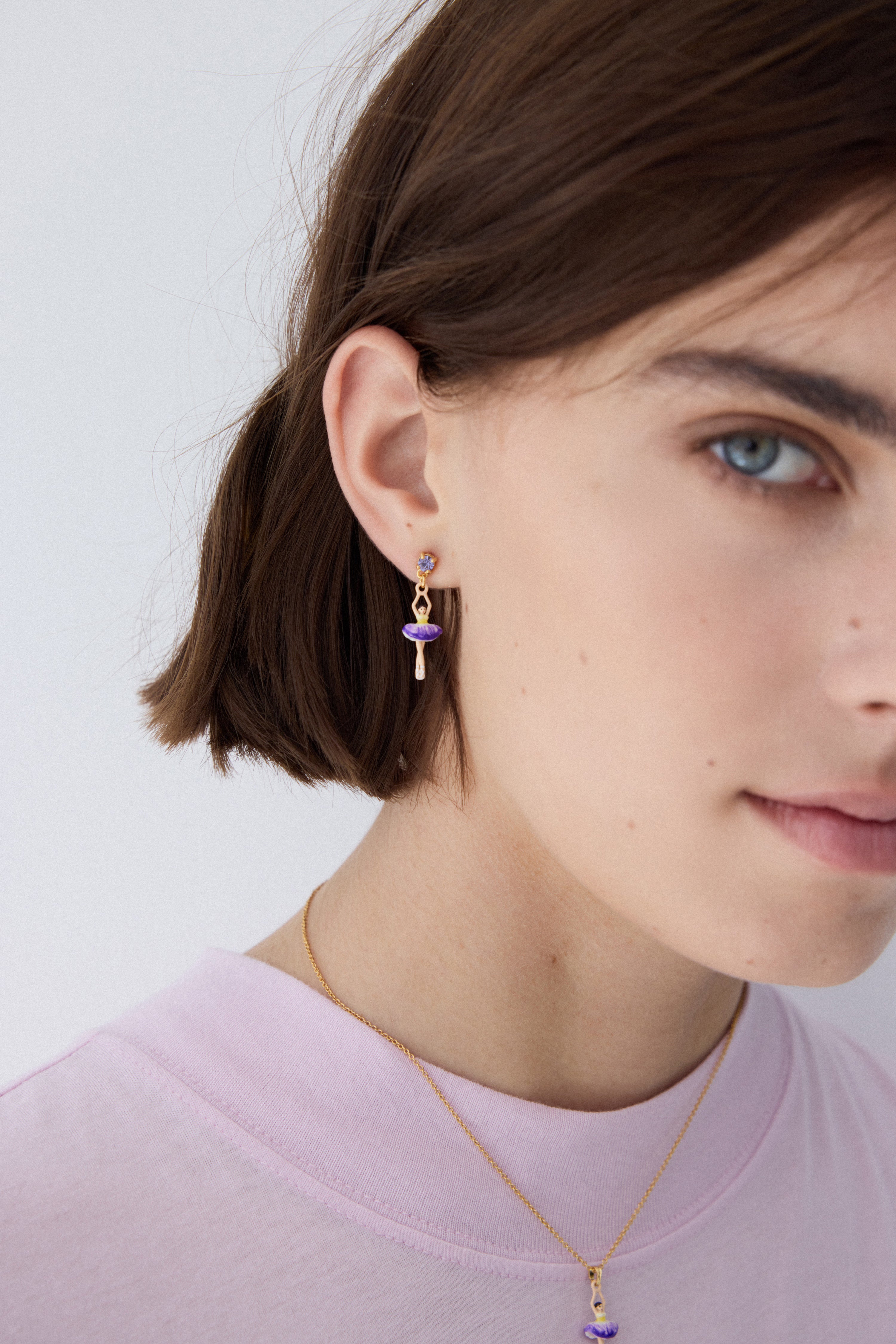Boucles d'oreilles ballerine tutu violet et jaune et cristal violet