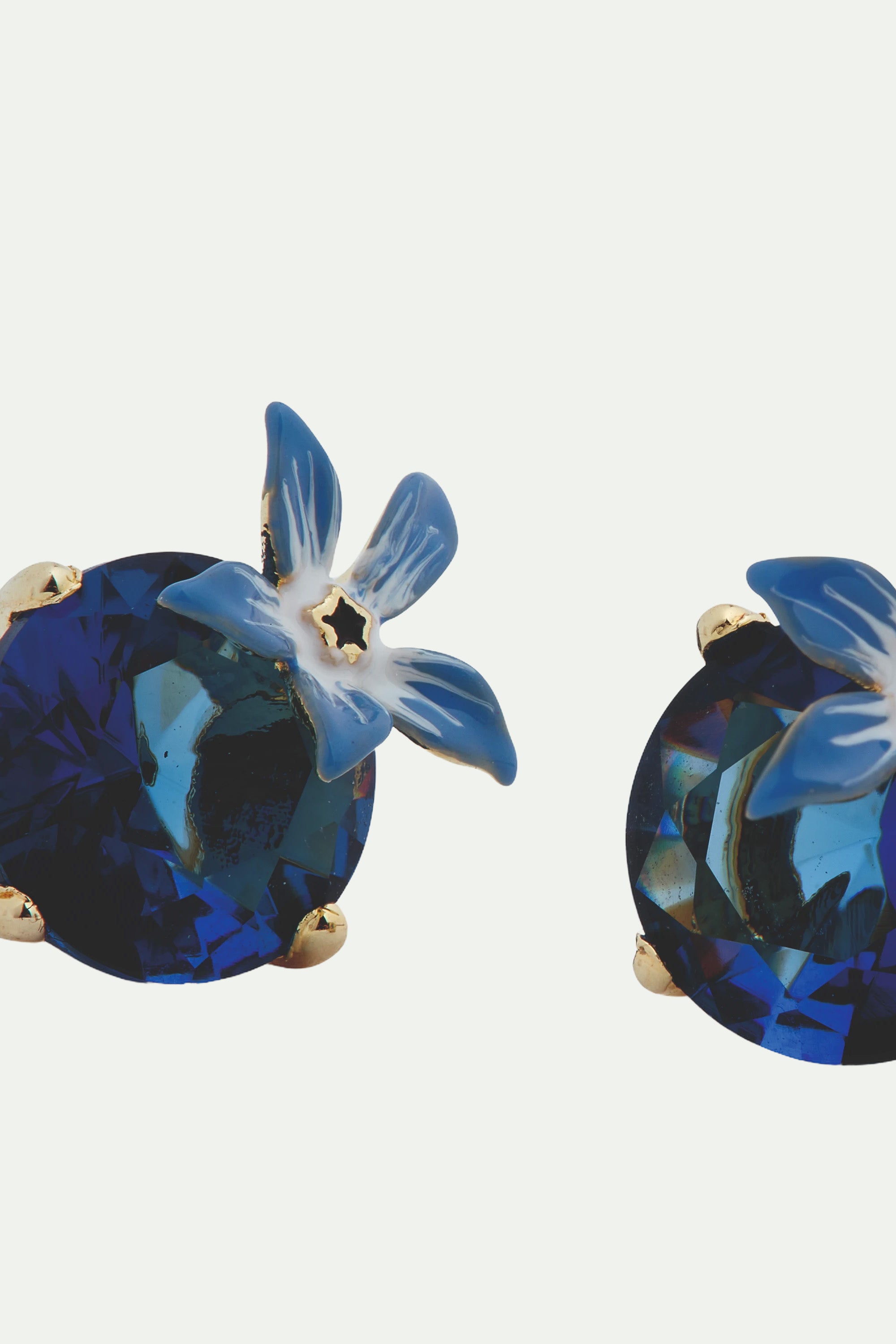 Blue flower and round stone post earrings