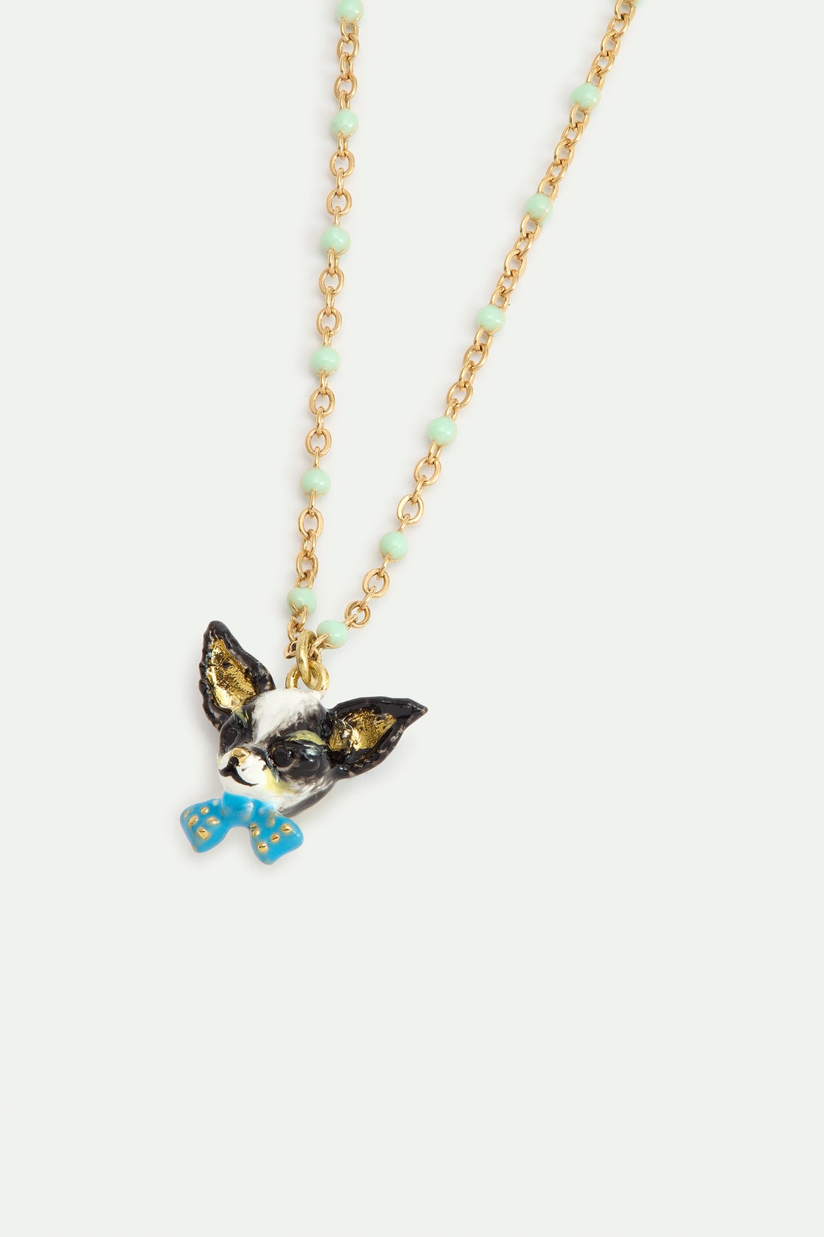 Bracelet fin Chihuahua et noeud papillon bleu