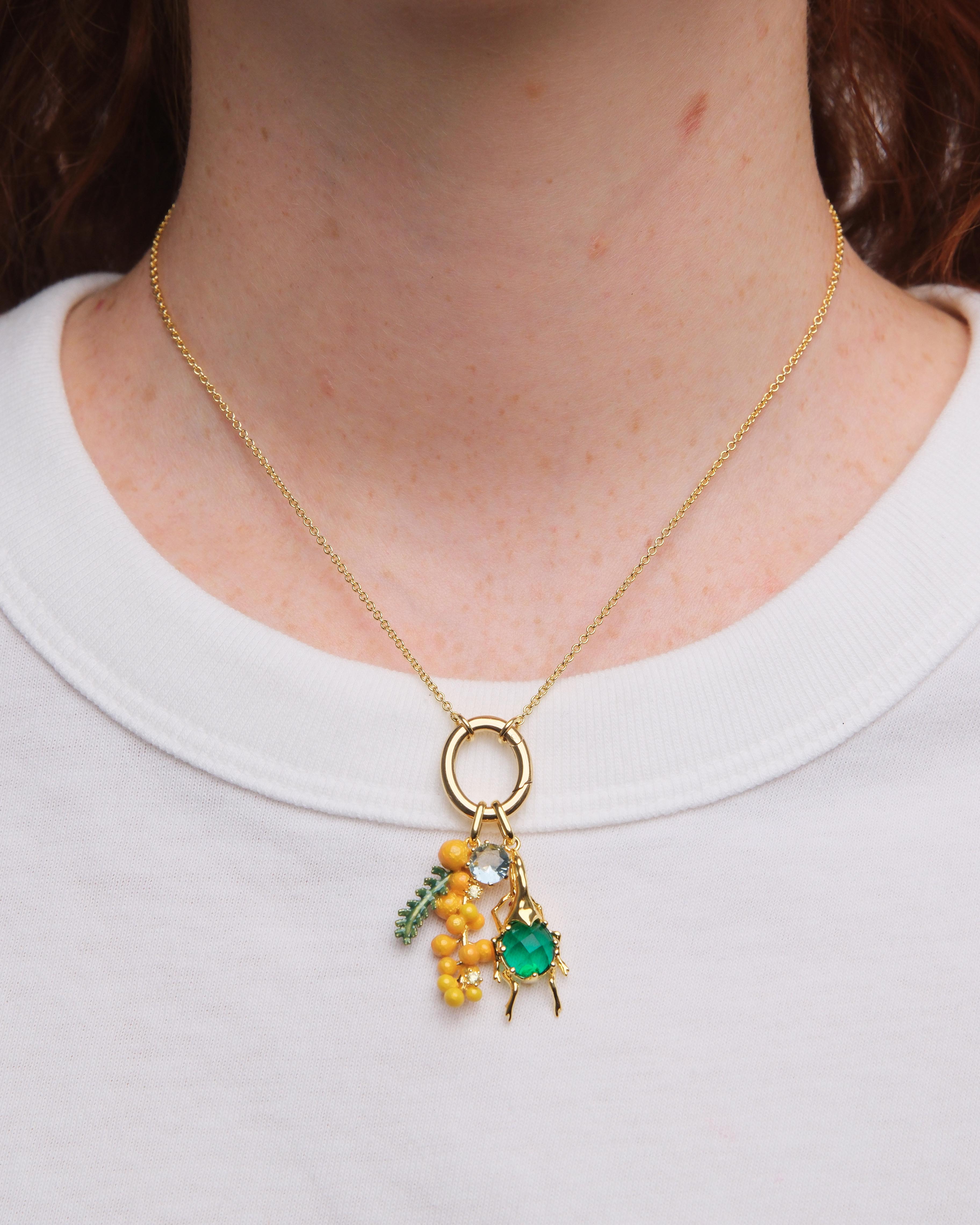 Pendentif Mimosa, Délicatesse et Renouveau