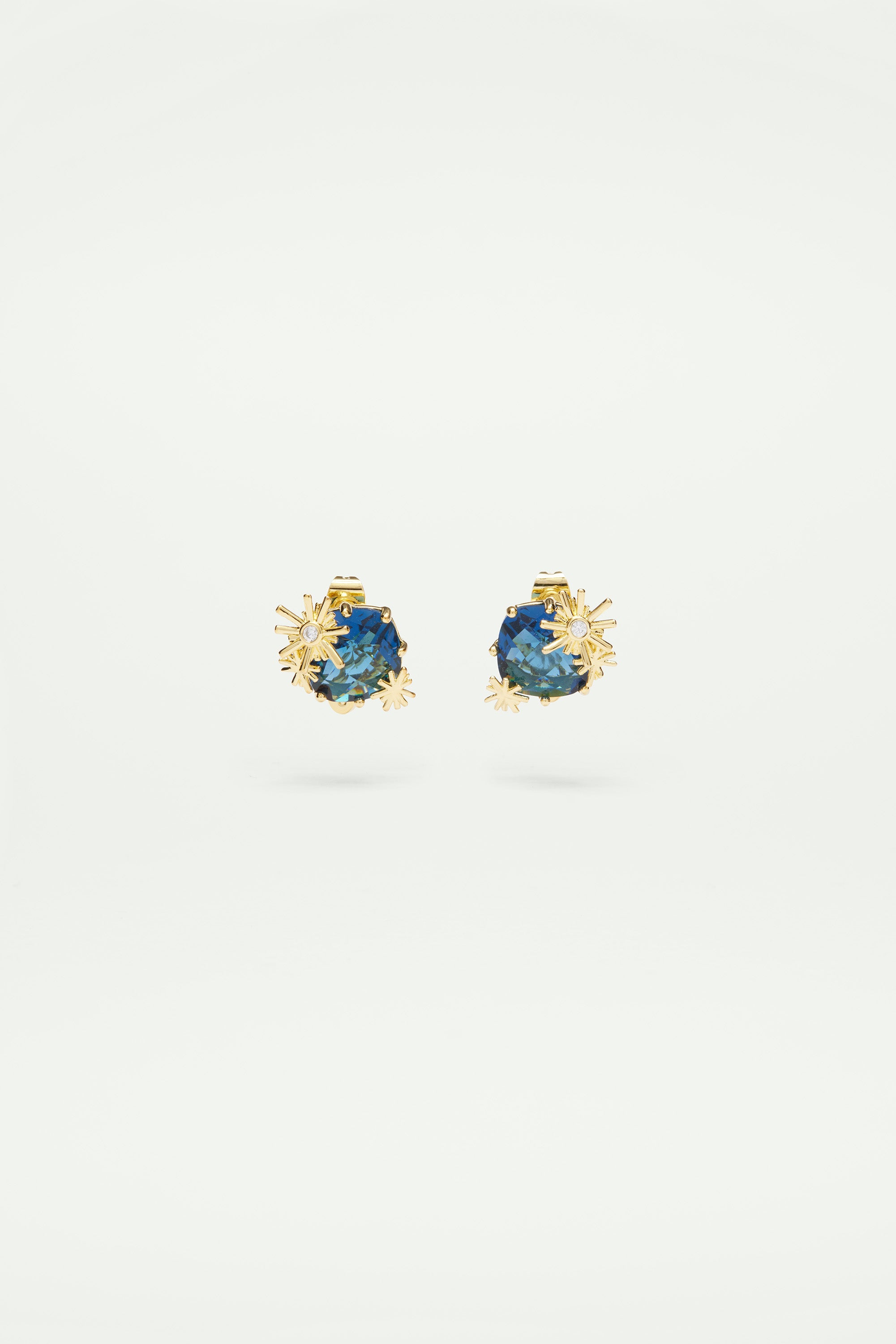 Boucles d'oreilles étoiles dorées et pierre carrée