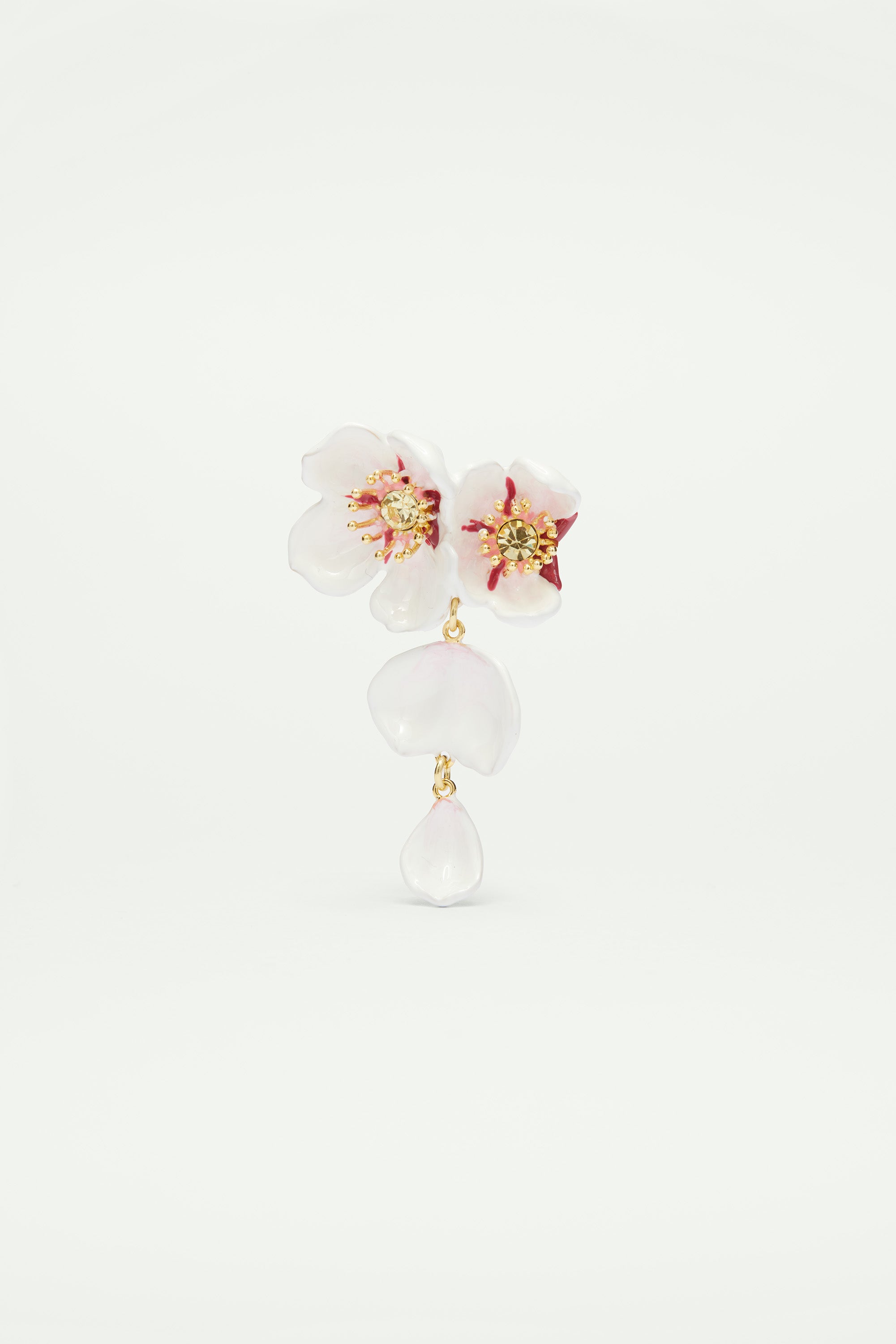 Broche fleur blanche du japon et pétale