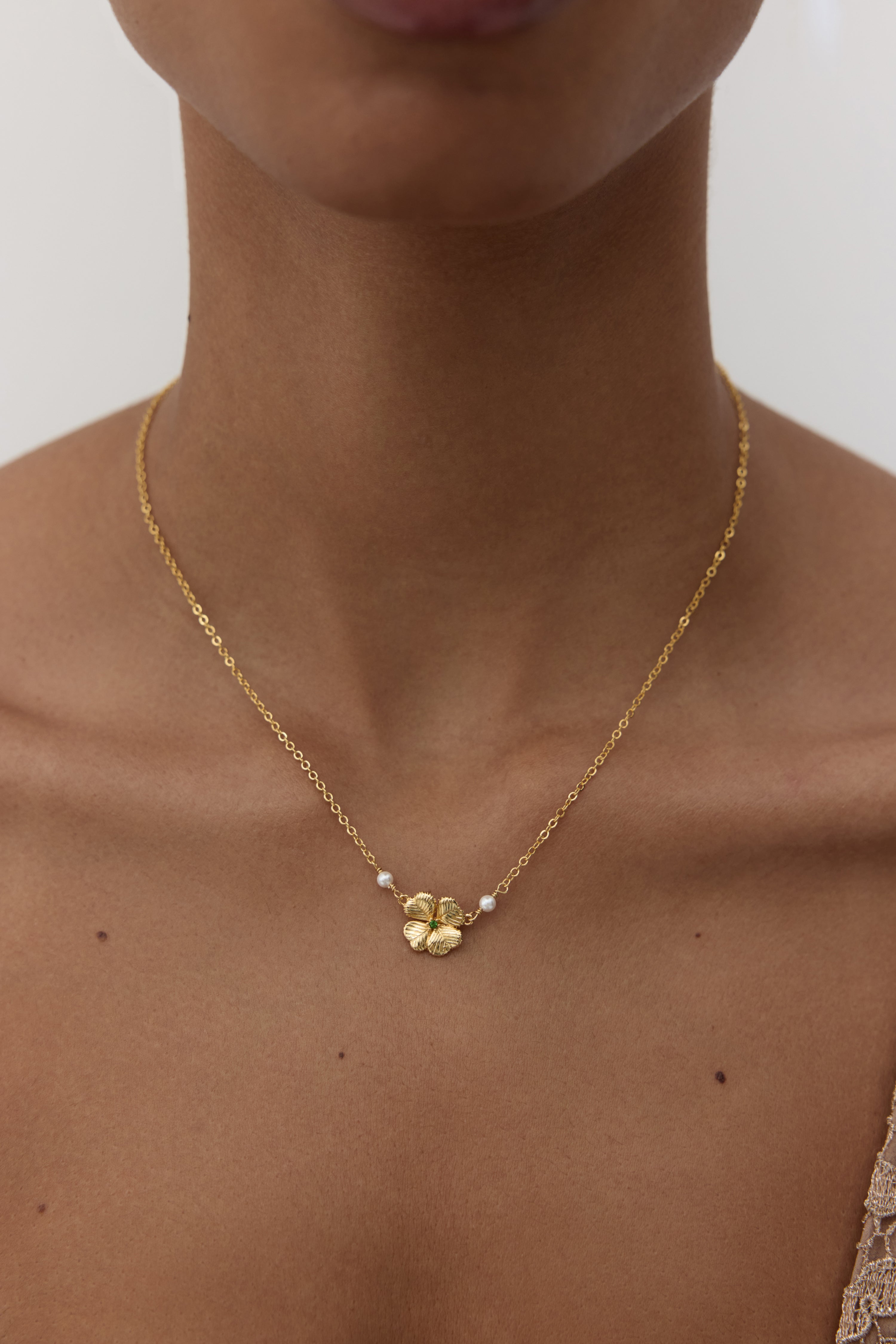 Clover and Crystal Pendant Necklace