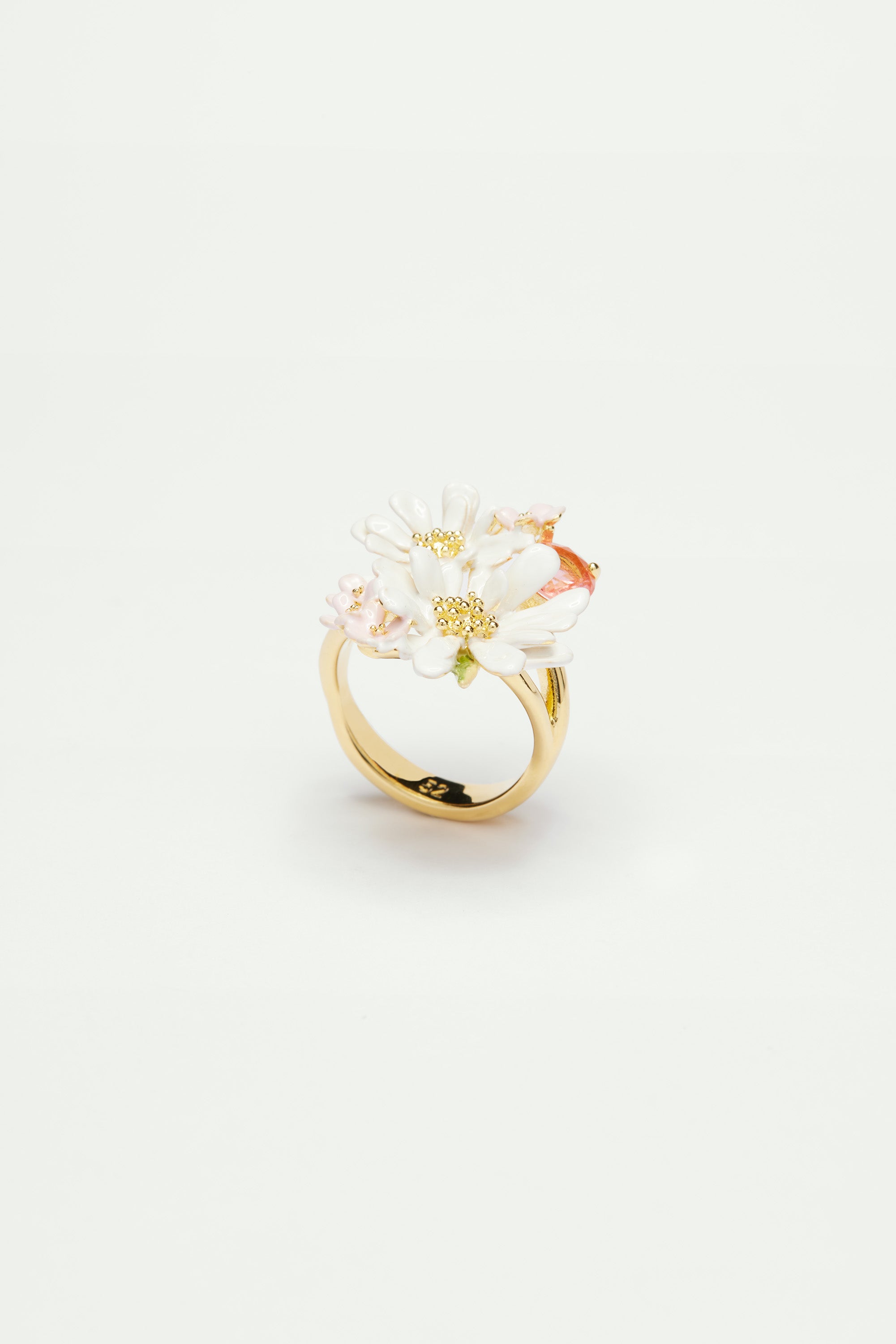 Bague cocktail bouquet de fleurs et pierre ronde