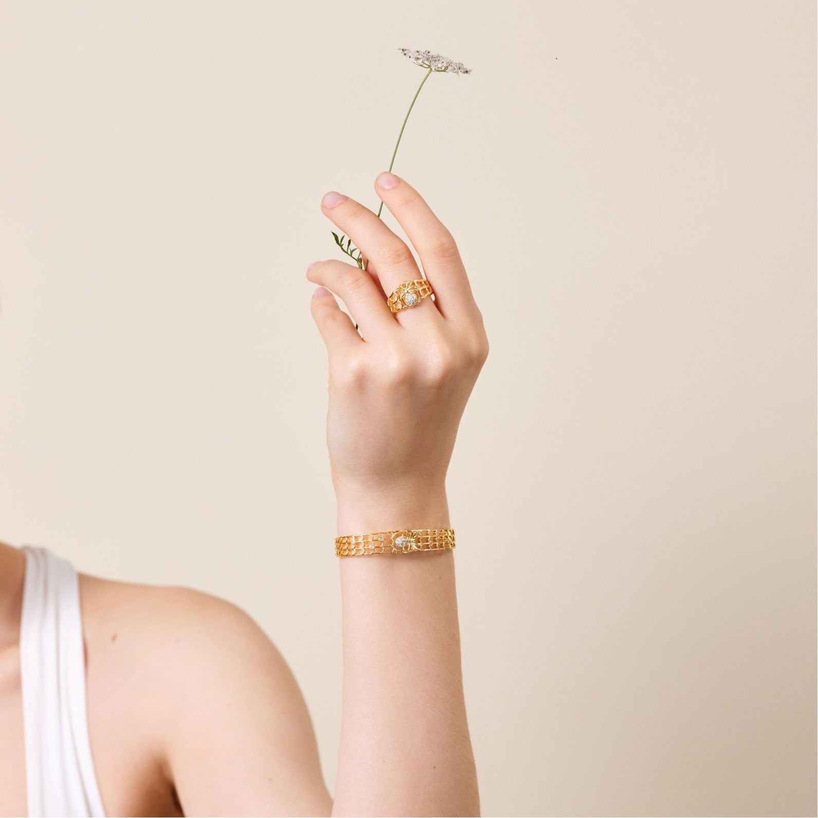 Openwork spider and crystal ring