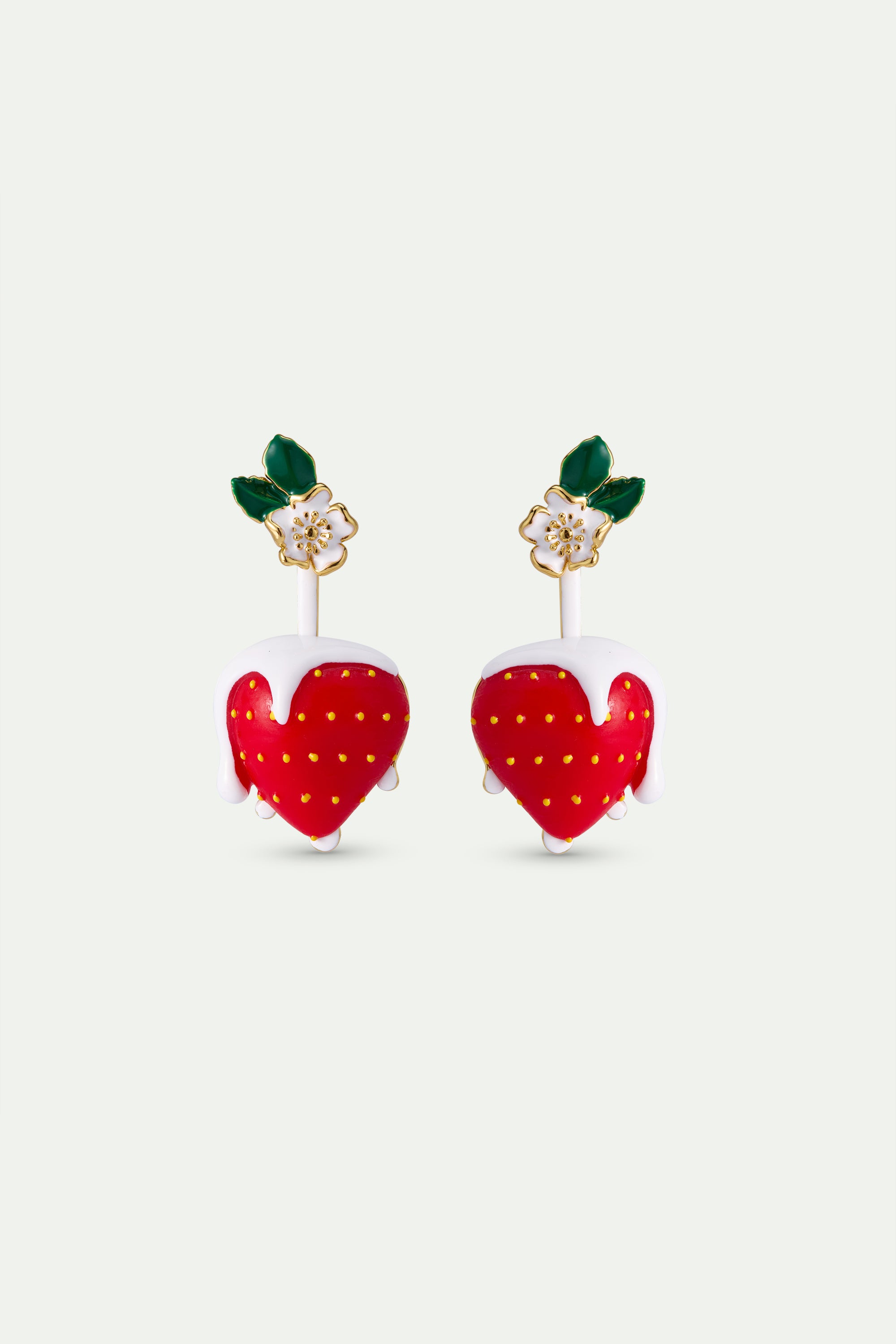 Boucles d'oreilles fraise chantilly et fleur blanche