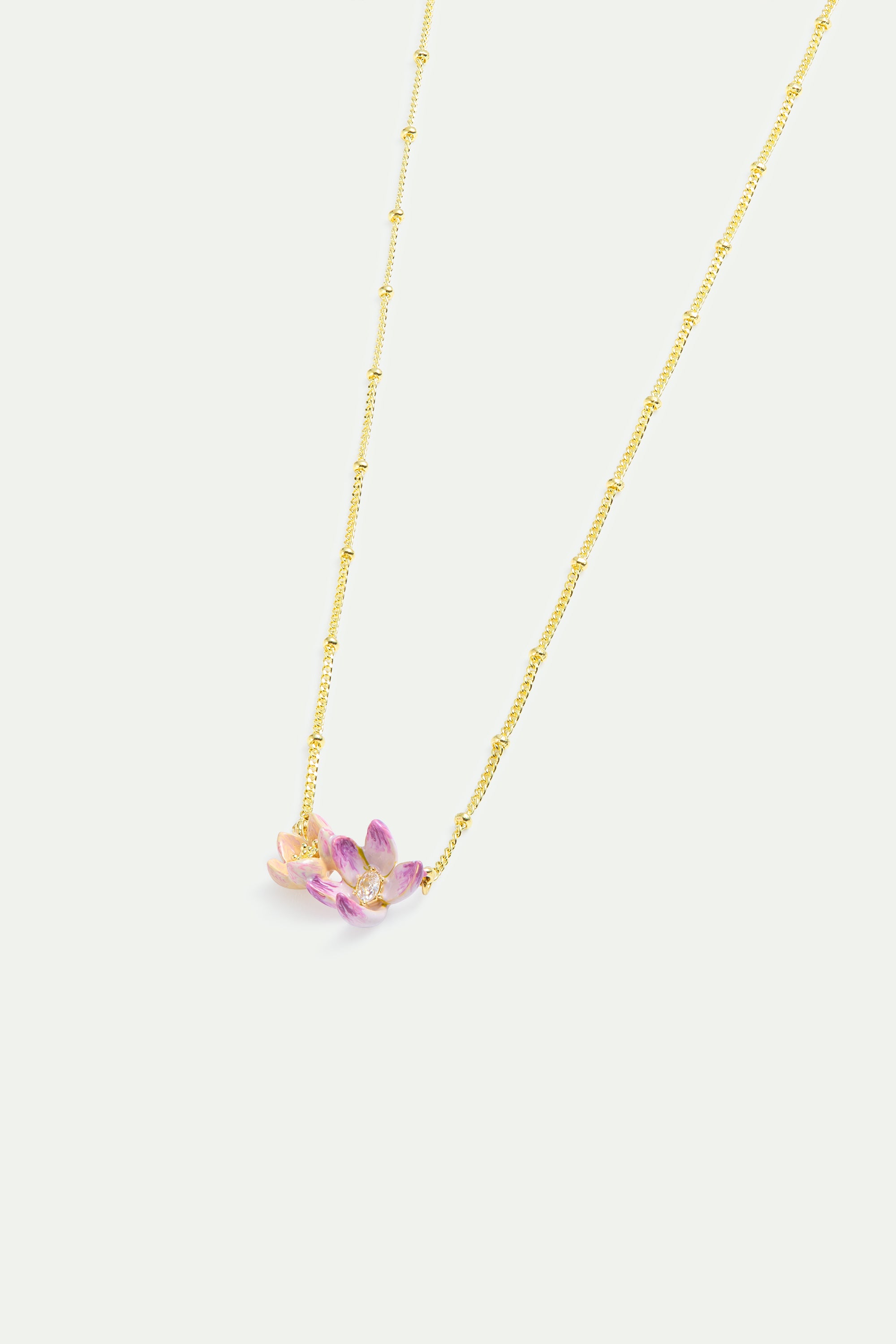 Collier fleur d'Hellébore rose et fleur Hellébore violette et oxyde de zirconium