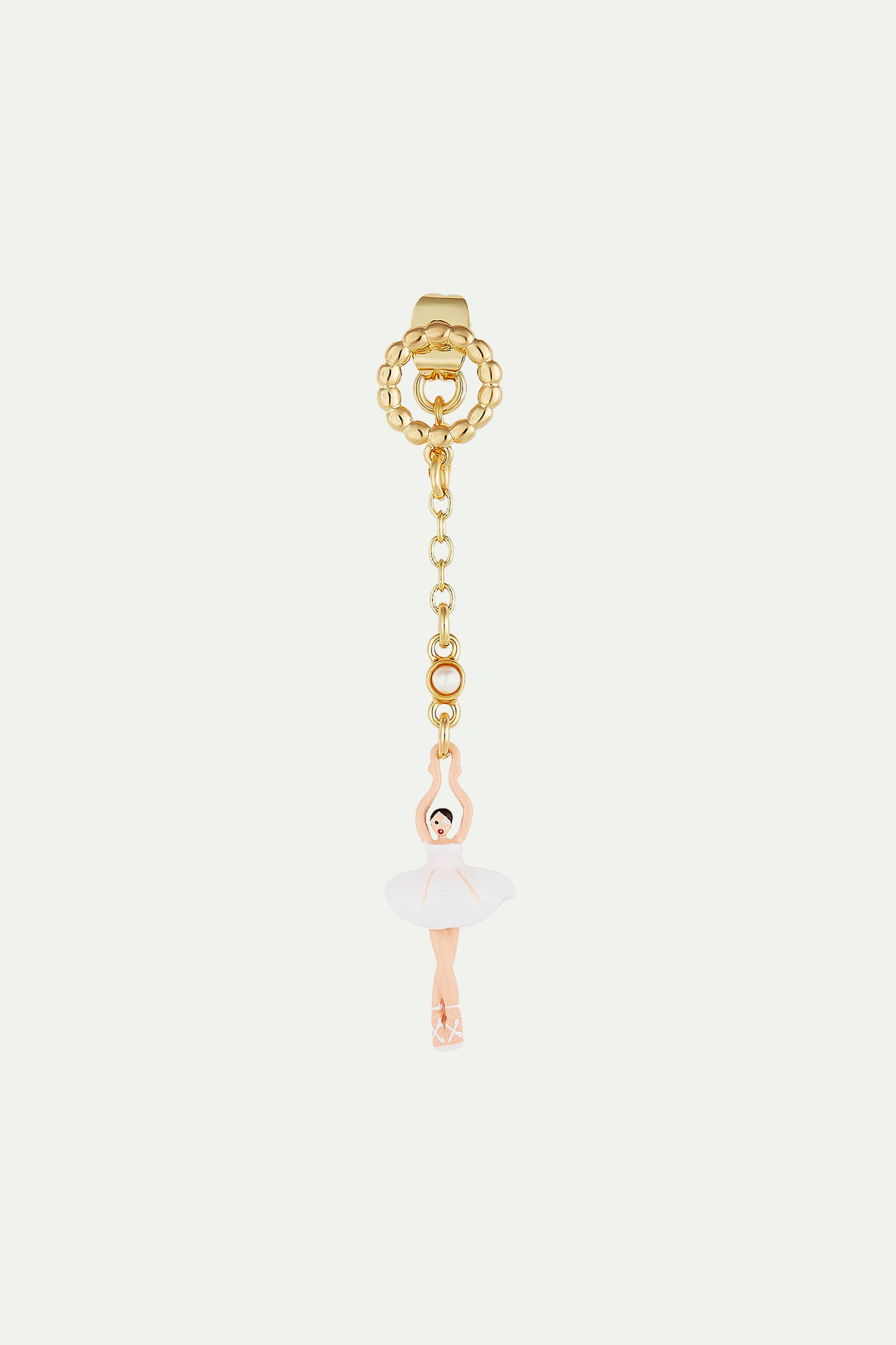 Boucles d'oreilles tiges anneau perlé et mini ballerine en tutu blanc