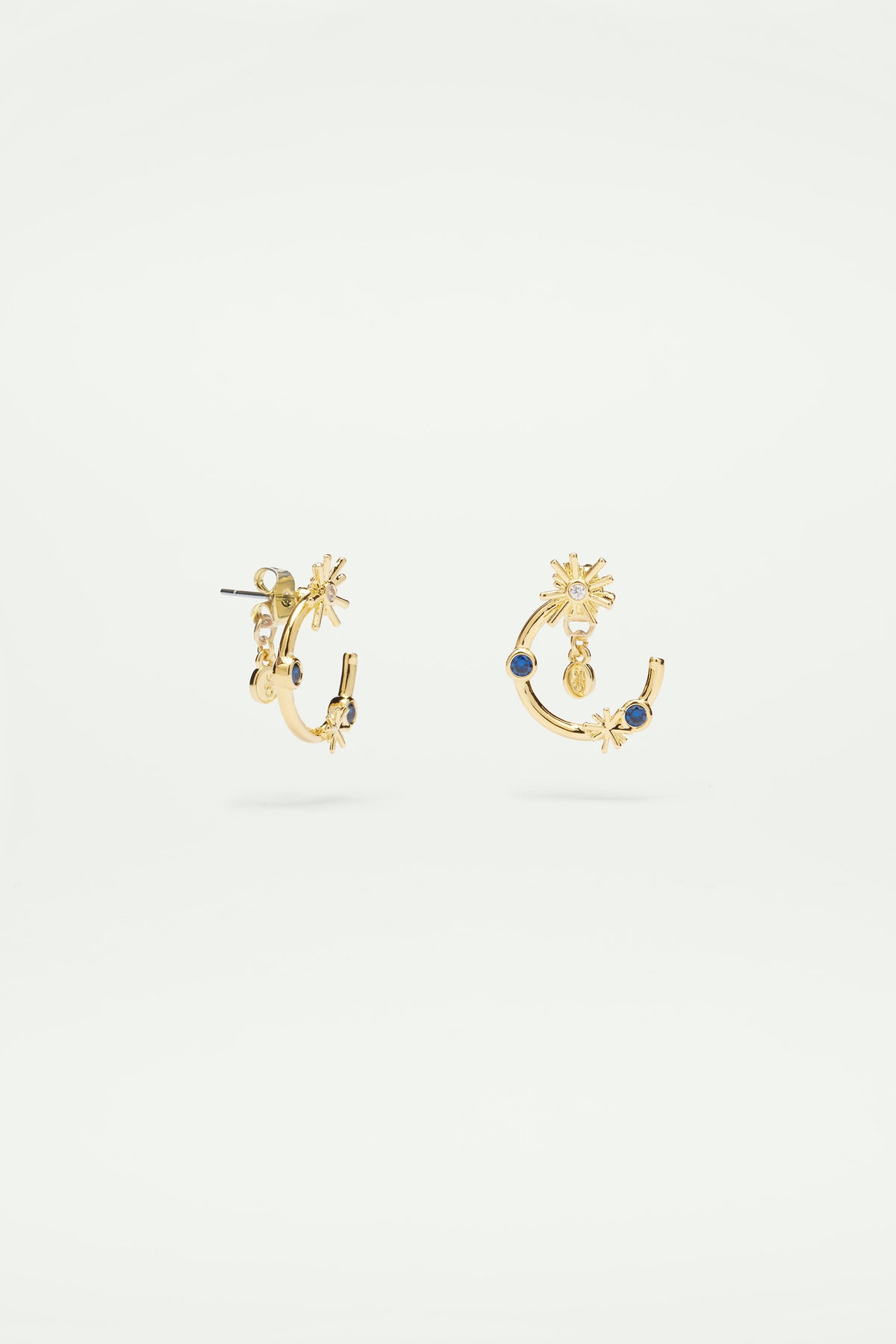 Boucles d'oreilles tiges créoles étoiles dorées et pierres bleu nuit