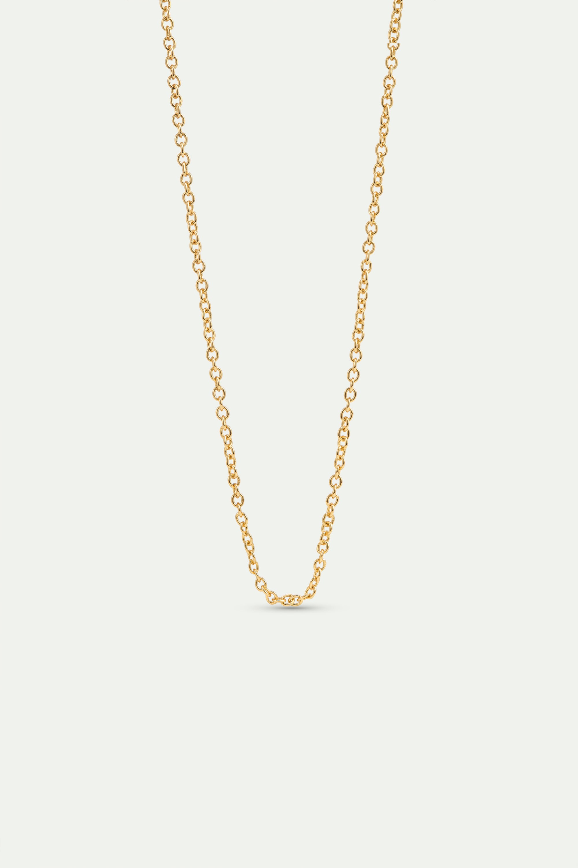Collier à fine chaîne en maille forçat