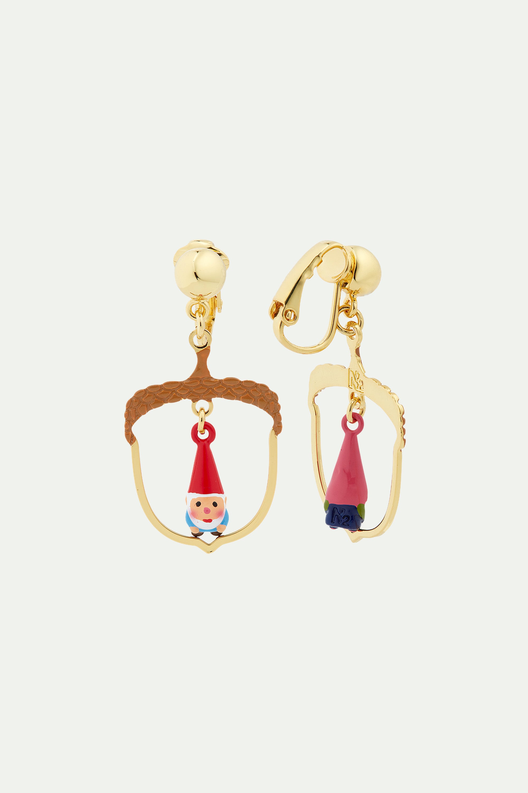 Boucles d'oreilles asymétriques noisette et nains de jardin