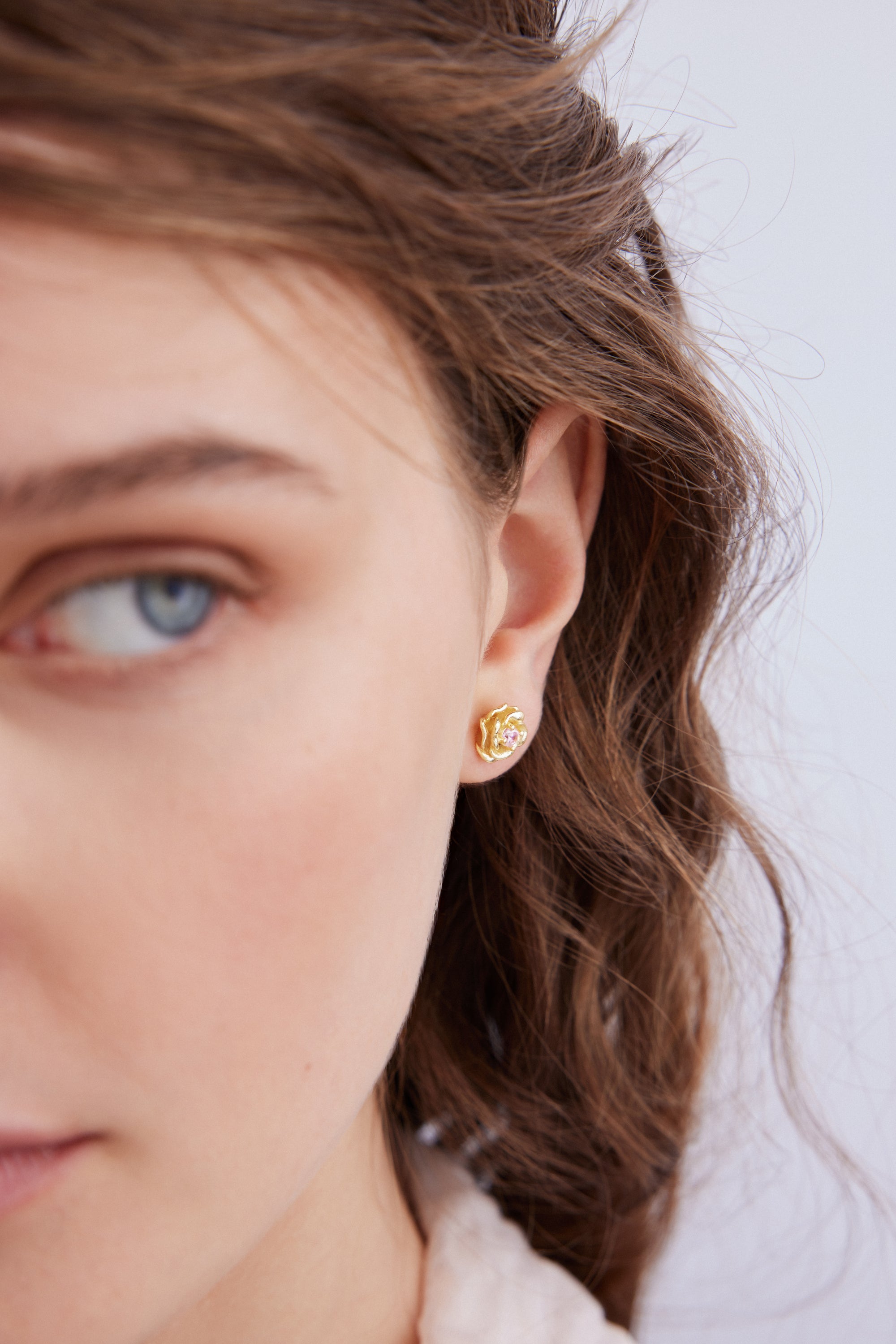 Boucles d'oreilles rose dorée Mona Lisa et cristal rose