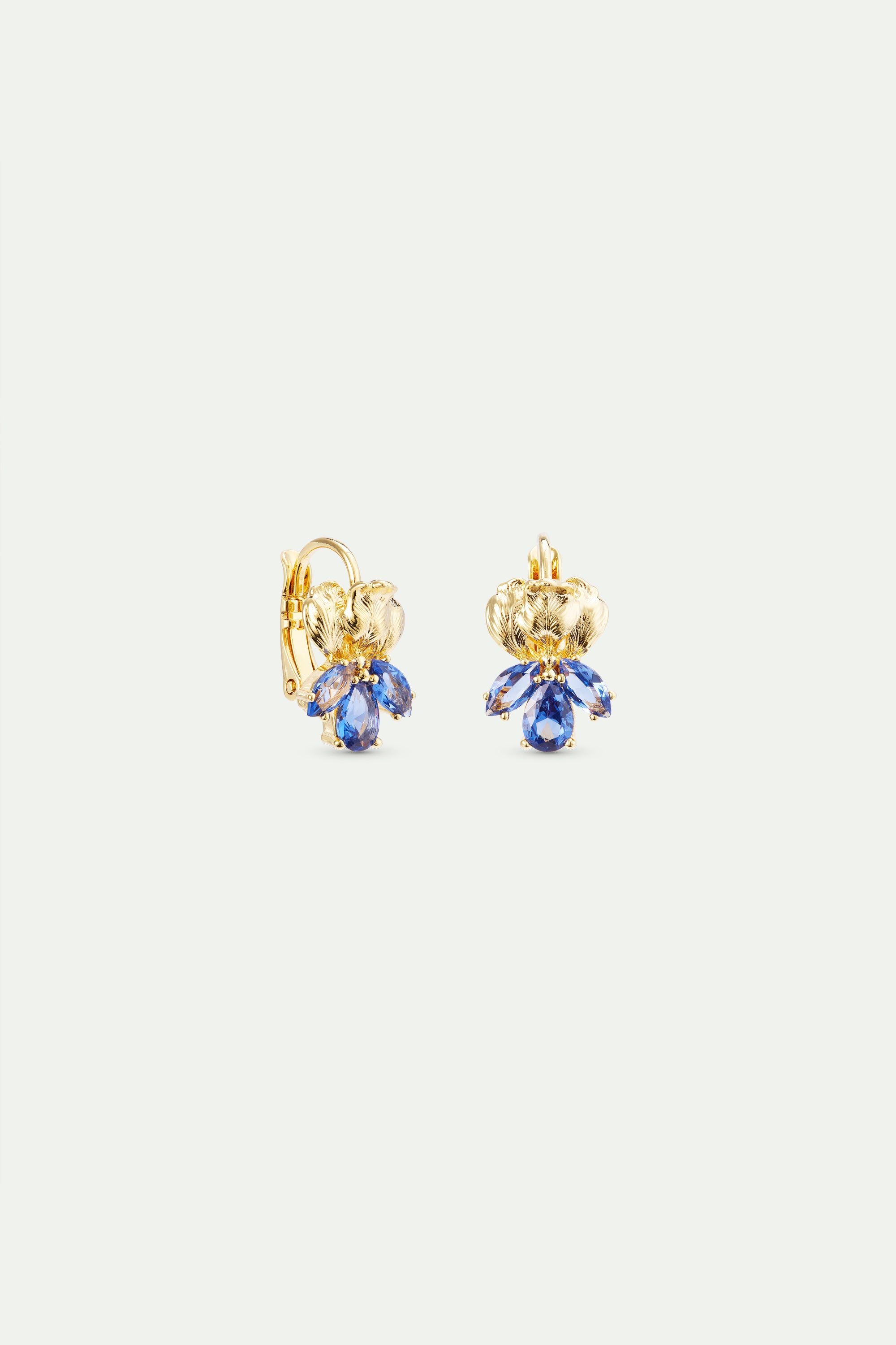 Boucles d'oreilles dormeuses dorées iris et pierres bleues