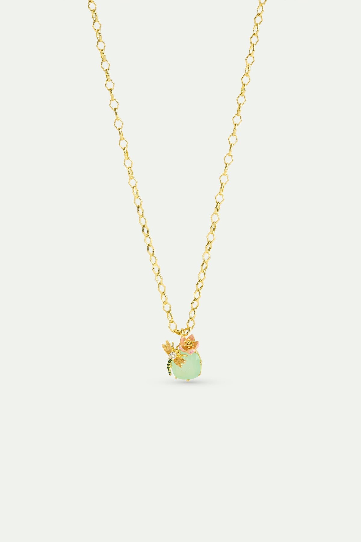 Collier pendentif pierre ronde verte, libellule, hellébore rose