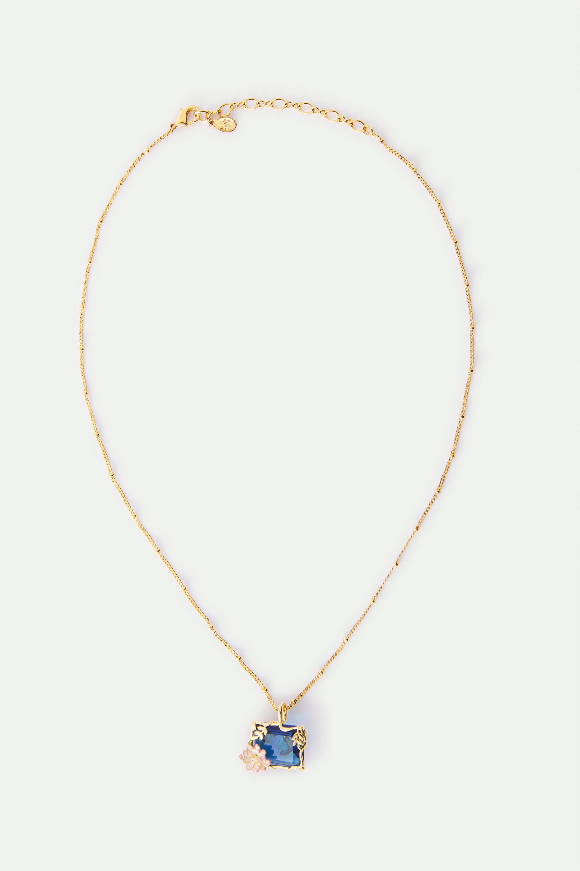 Collier pendentif bassin aux nymphéas bleu et rose
