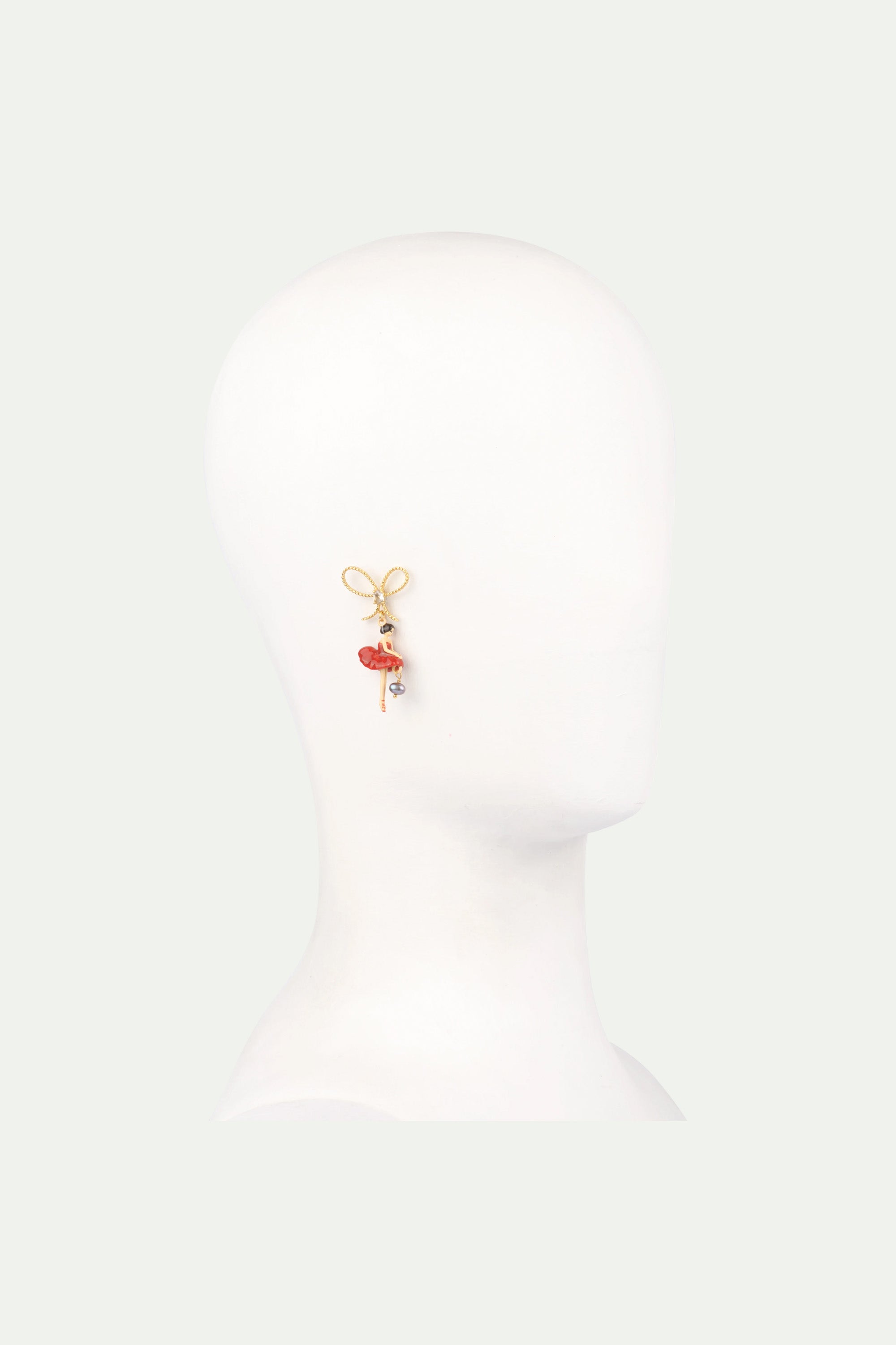 Boucles d'oreilles asymétriques ballerine rouge et noeud